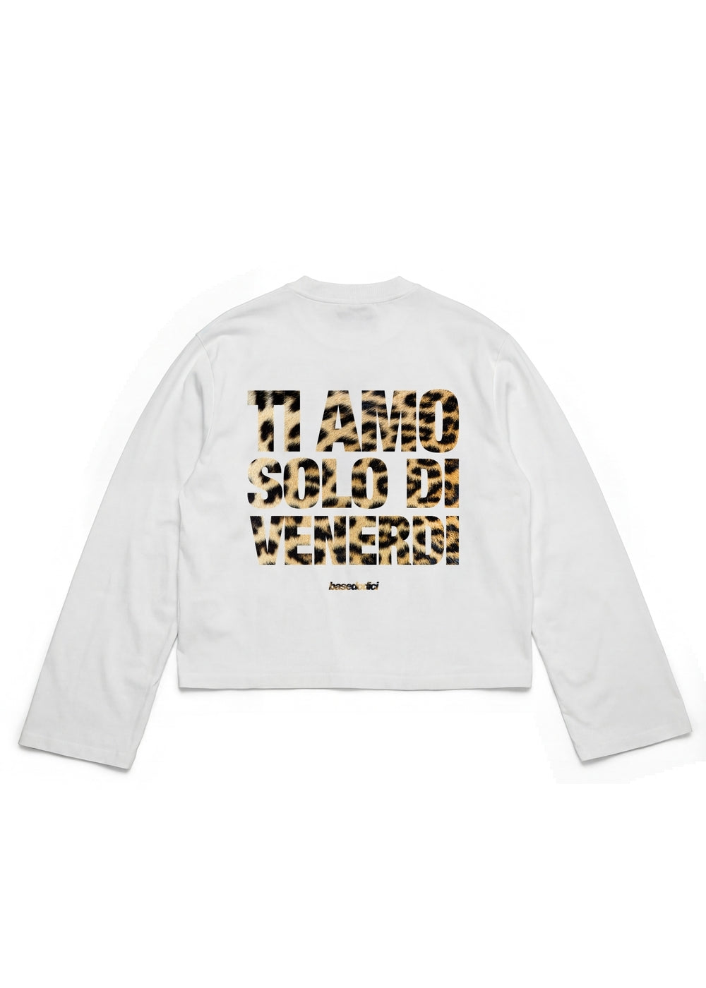 MOCKUP_LongsleeveVIRALEDITTiAmoVenerdiWhite-Animalier.jpg