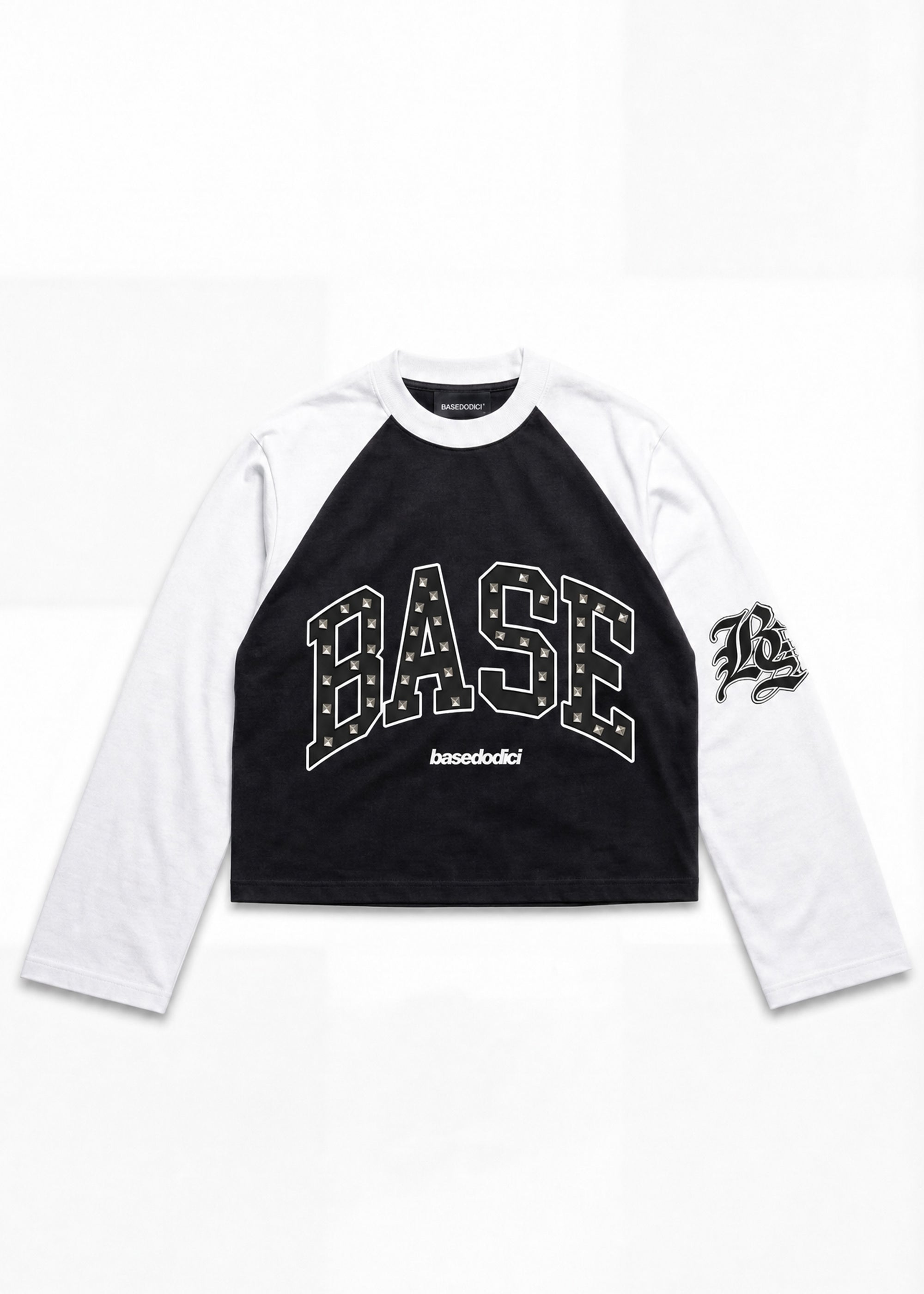 MOCKUP_SS26ACT1_LONGSLEEVEBASEBLACK.jpg
