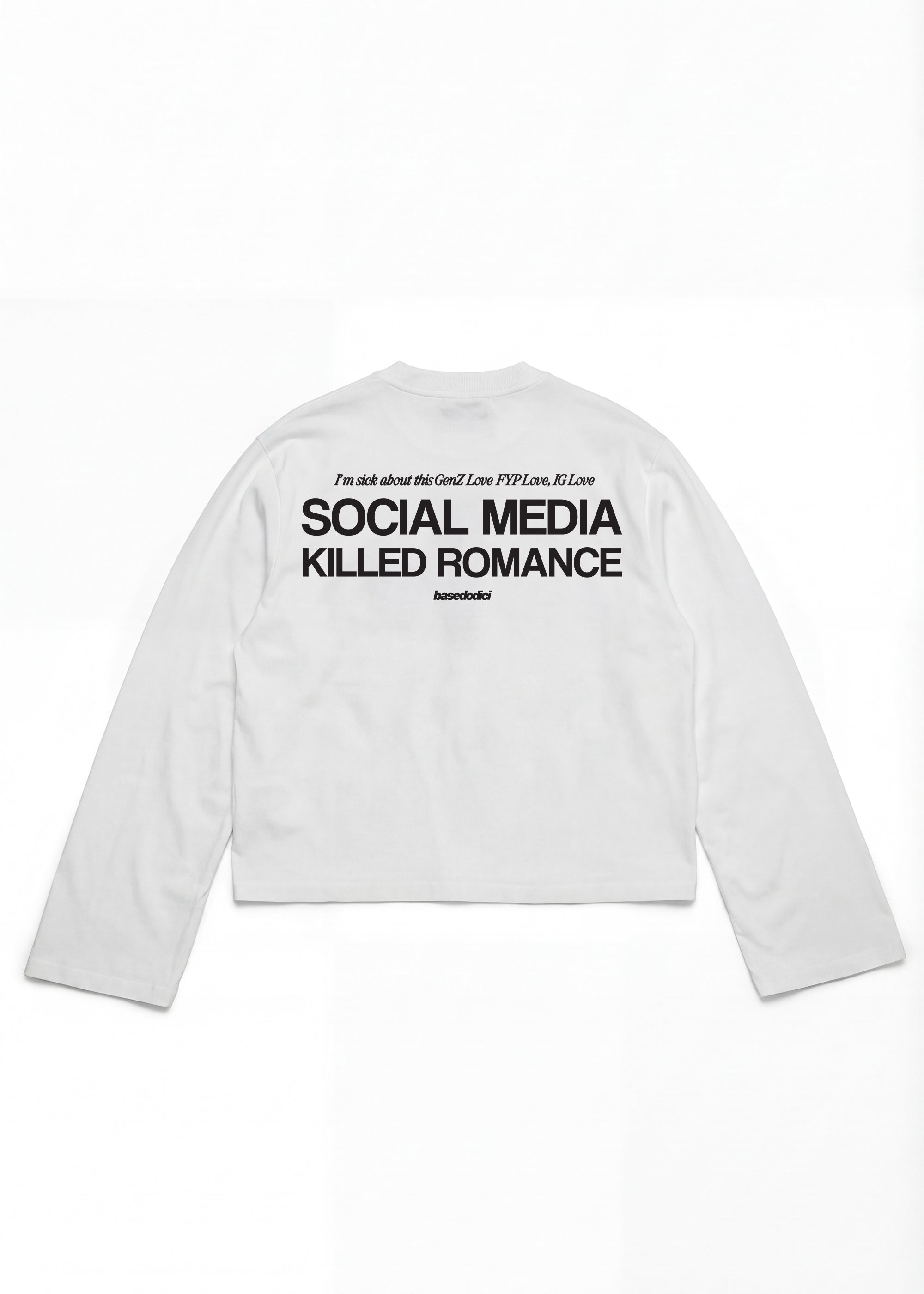 MOCKUP__0003_SOCIALMEDIAback.jpg
