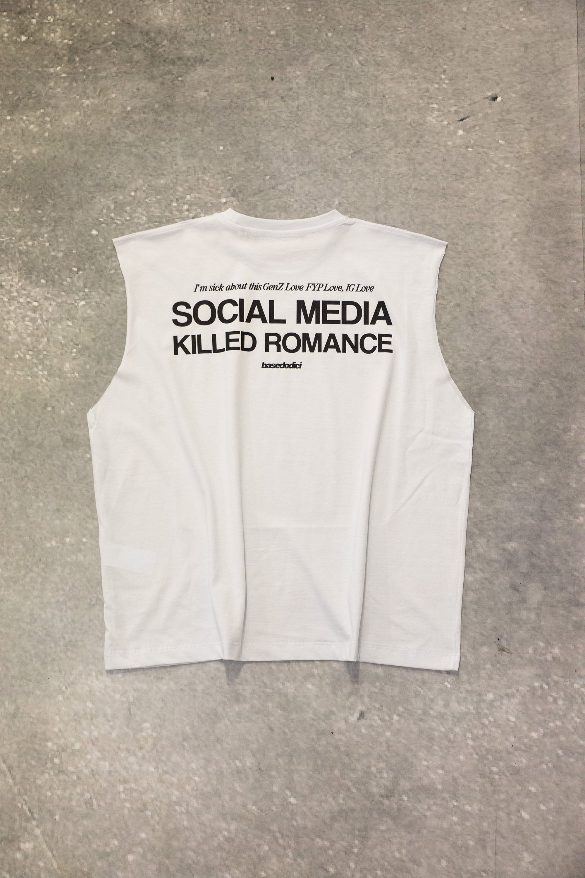 Tank “KILLED ROMANCE” White