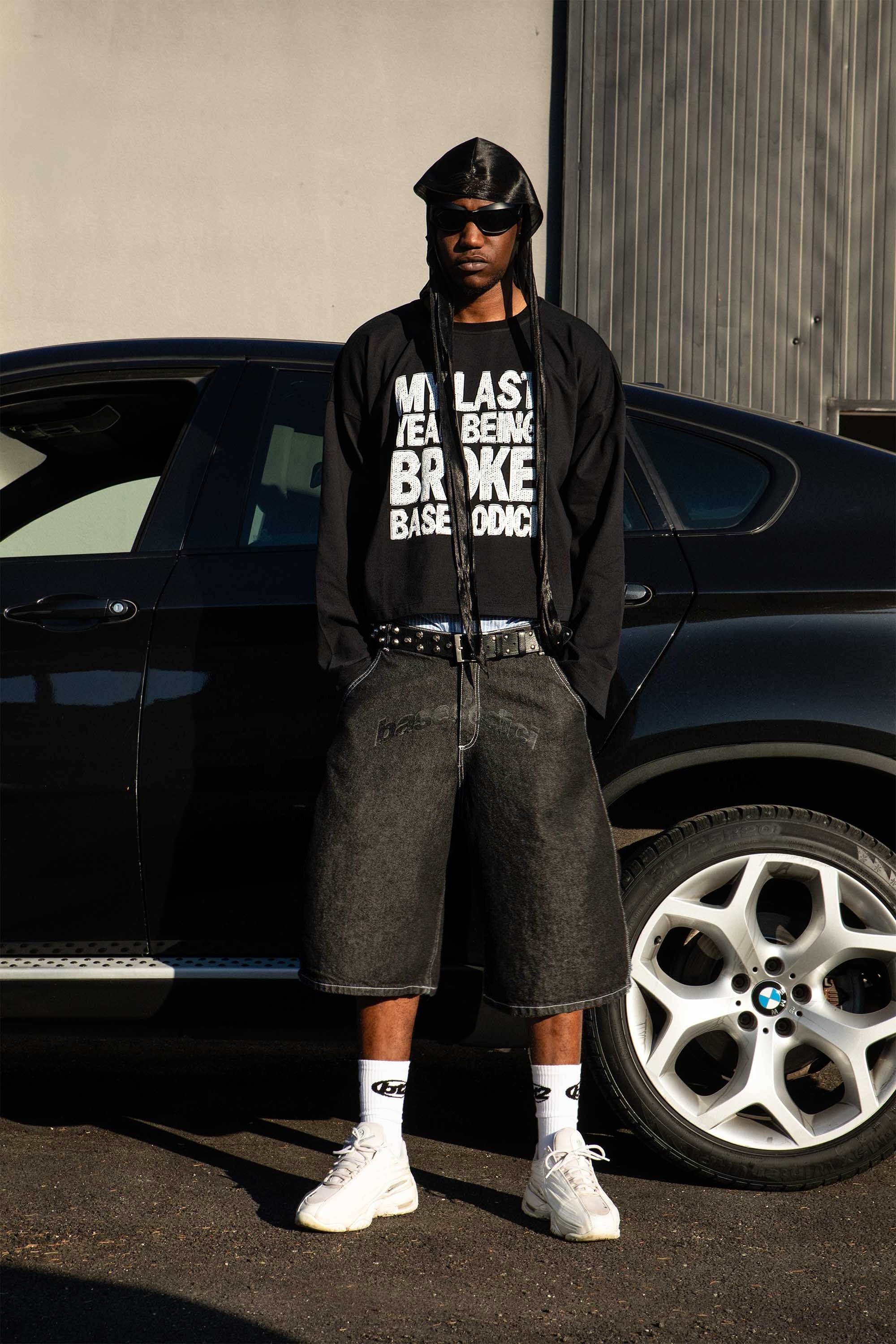 Jorts “CRUEL SEASON” Front Logo Raw Black 