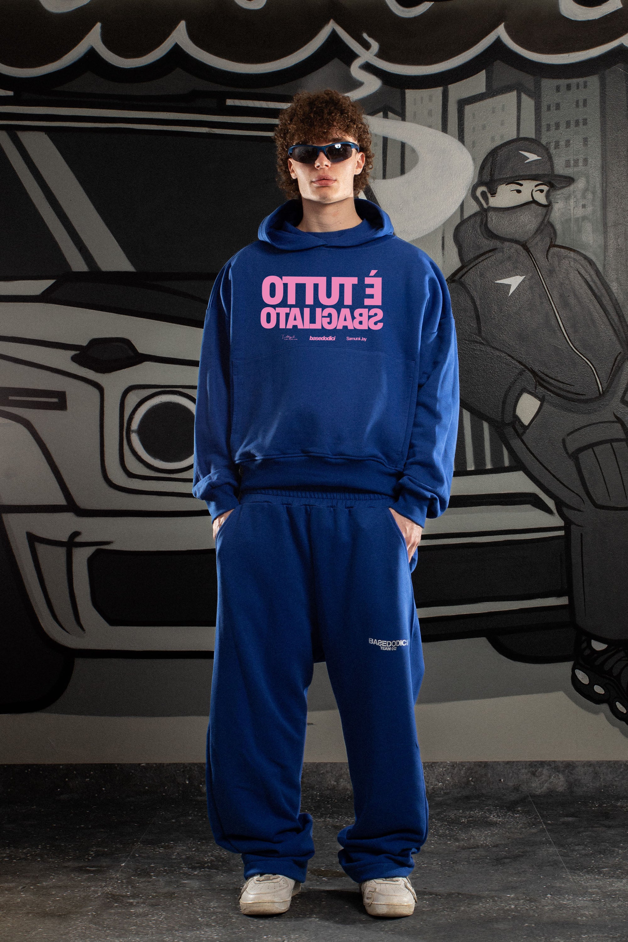 Hoodie "SAMURAIJAYxBASEDODICI" TuttoSbagliato Blue/Pink