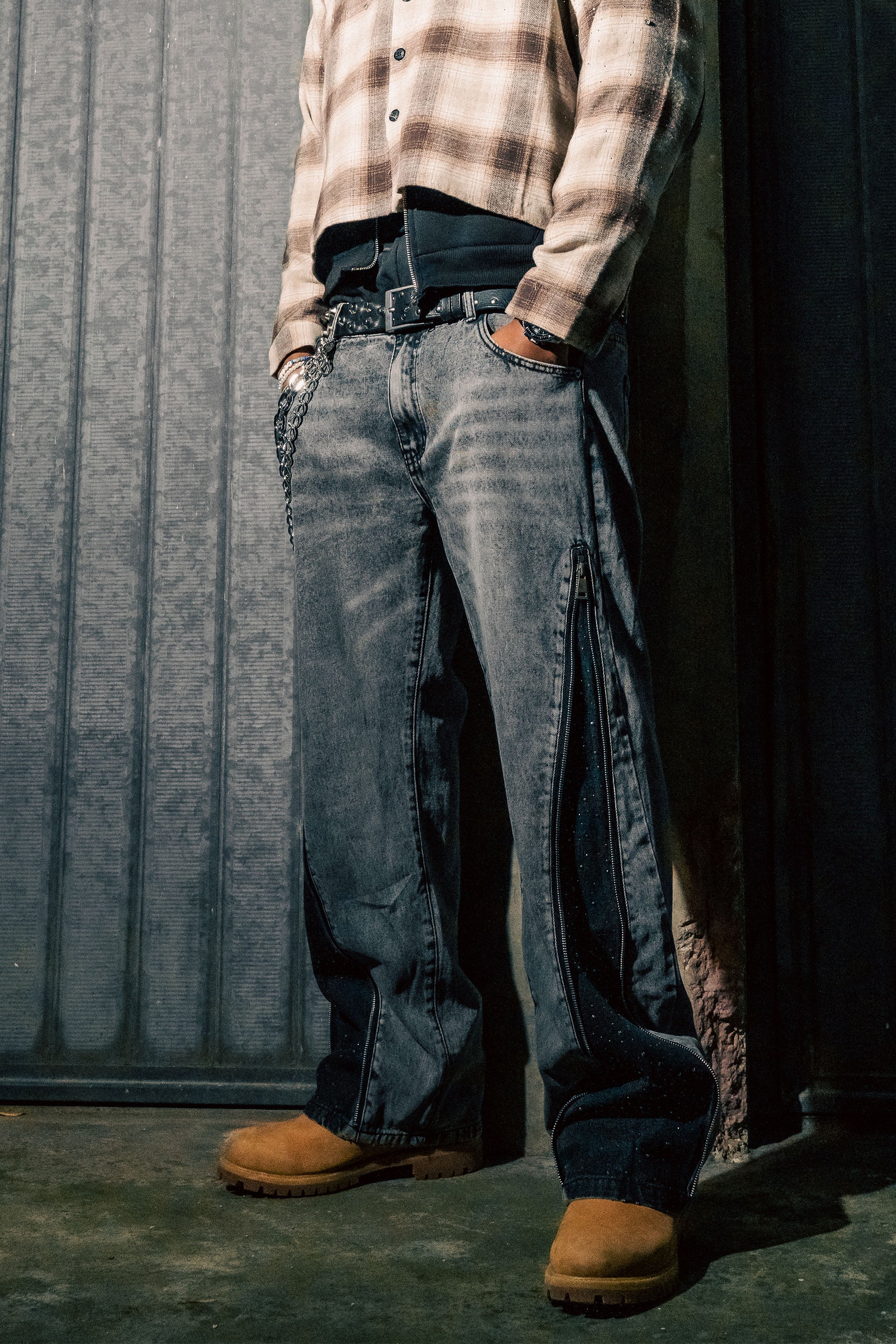 Side Zip Denim "RUDE DIAMOND" Rhinestones Stone Washed