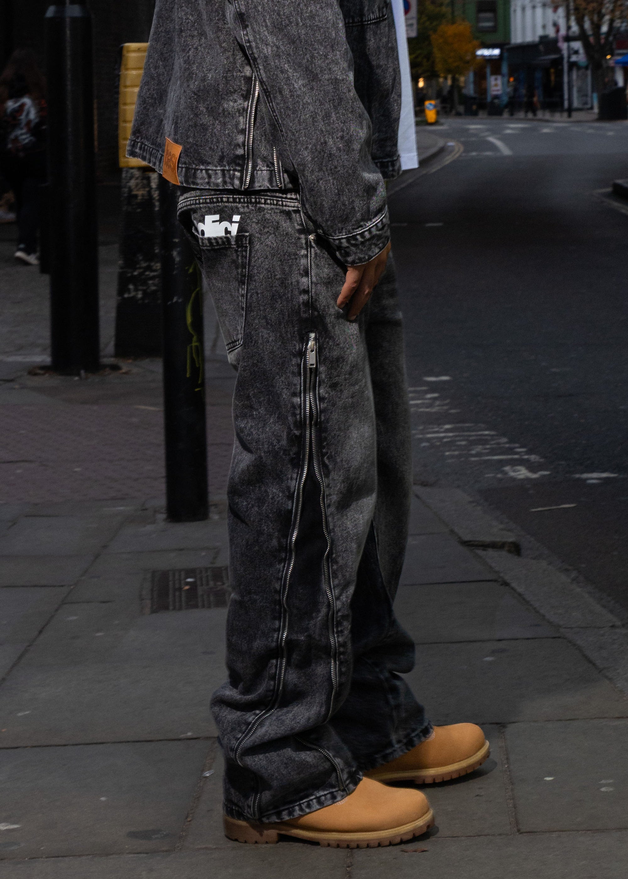 SideZipDenim_RUDEBOYLDN_StoneWashed-03NOV25_0004_5.3scopy.jpg