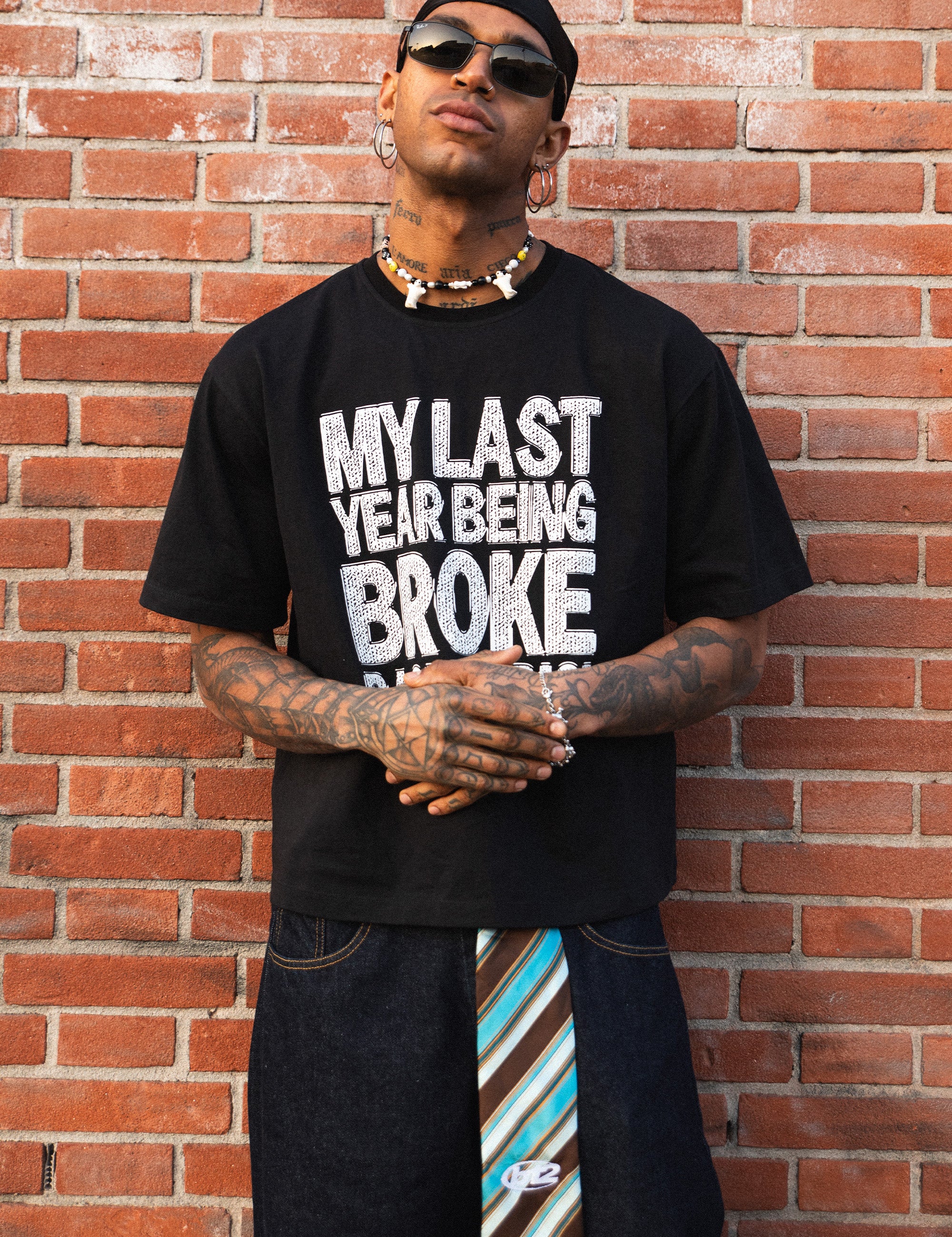 TEEBROKEBLACK_creative_web_0001_21c.jpg