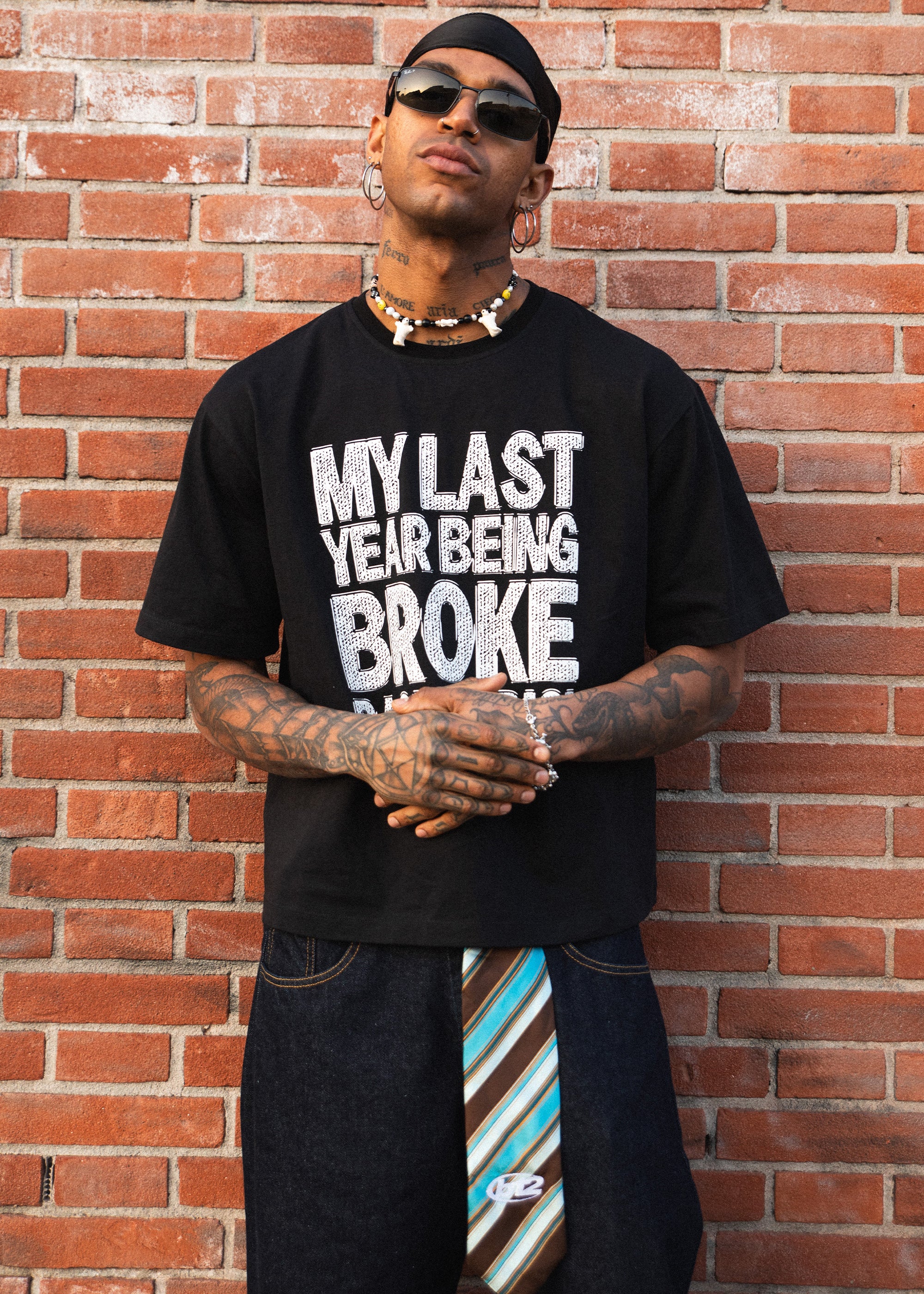 TEEBROKEBLACK_creative_web_0001_21c.jpg