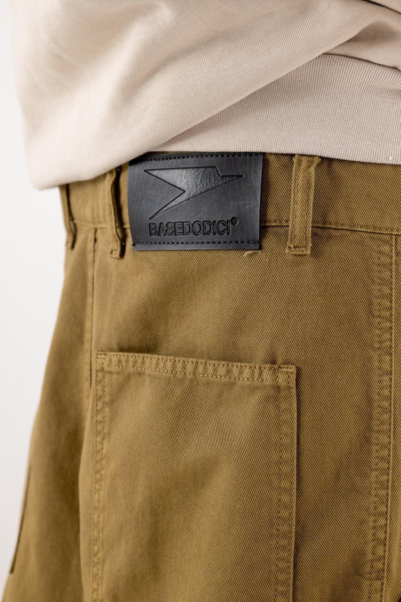 Cargo Pants “DE LA RUE À LA RUE” TheBasic Green - BASEDODICI®