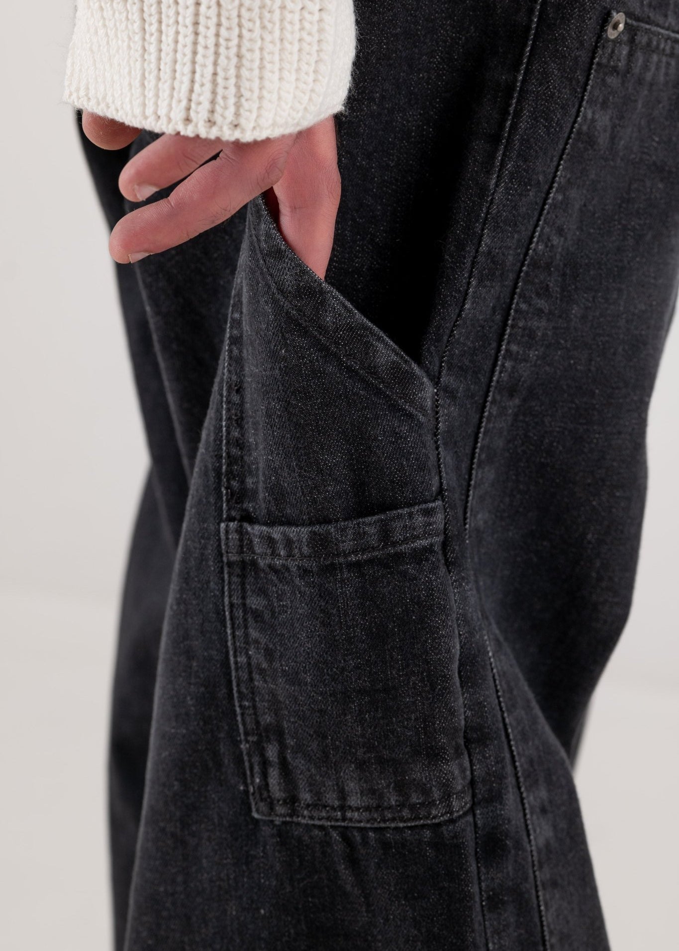 Carpenter Denim Pants “DE LA RUE À LA RUE” Black - BASEDODICI®