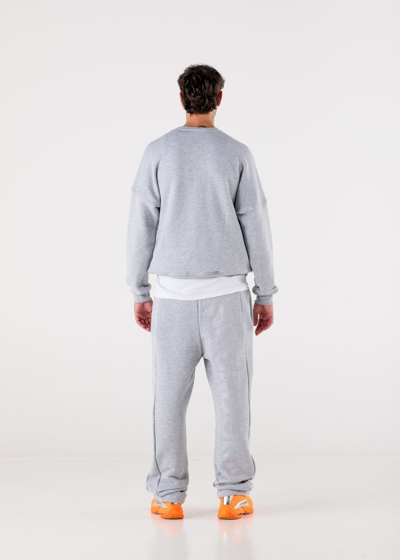 Crewneck "DE LA RUE À LA RUE" FrontLogo Grey - BASEDODICI®