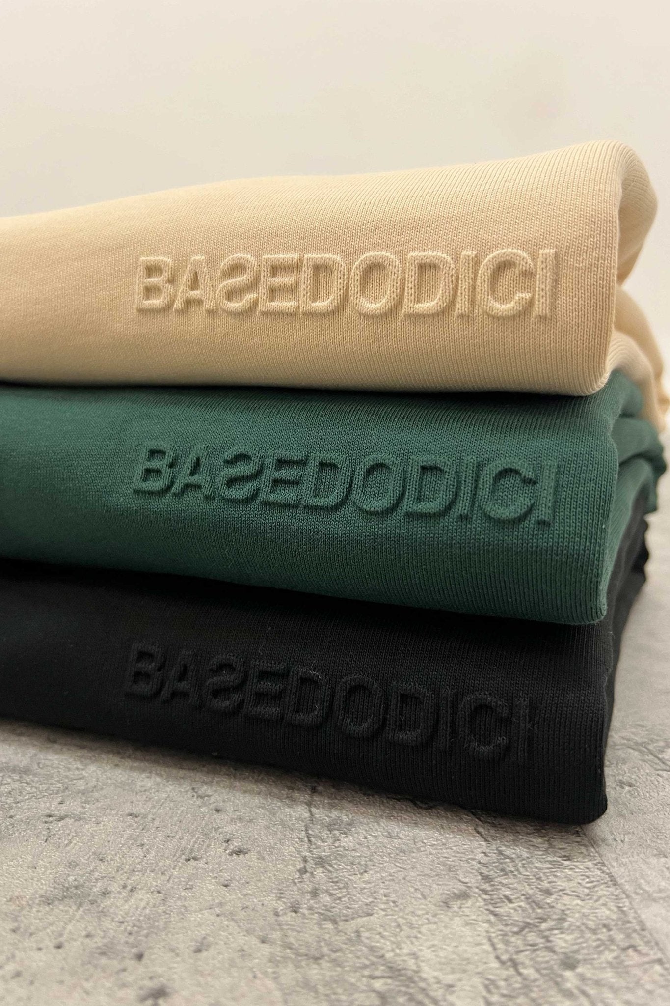 Crewneck "ULTRABASIC" Cream - BASEDODICI®
