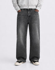 BAS logo Pants Dark Grey indossato dettaglio