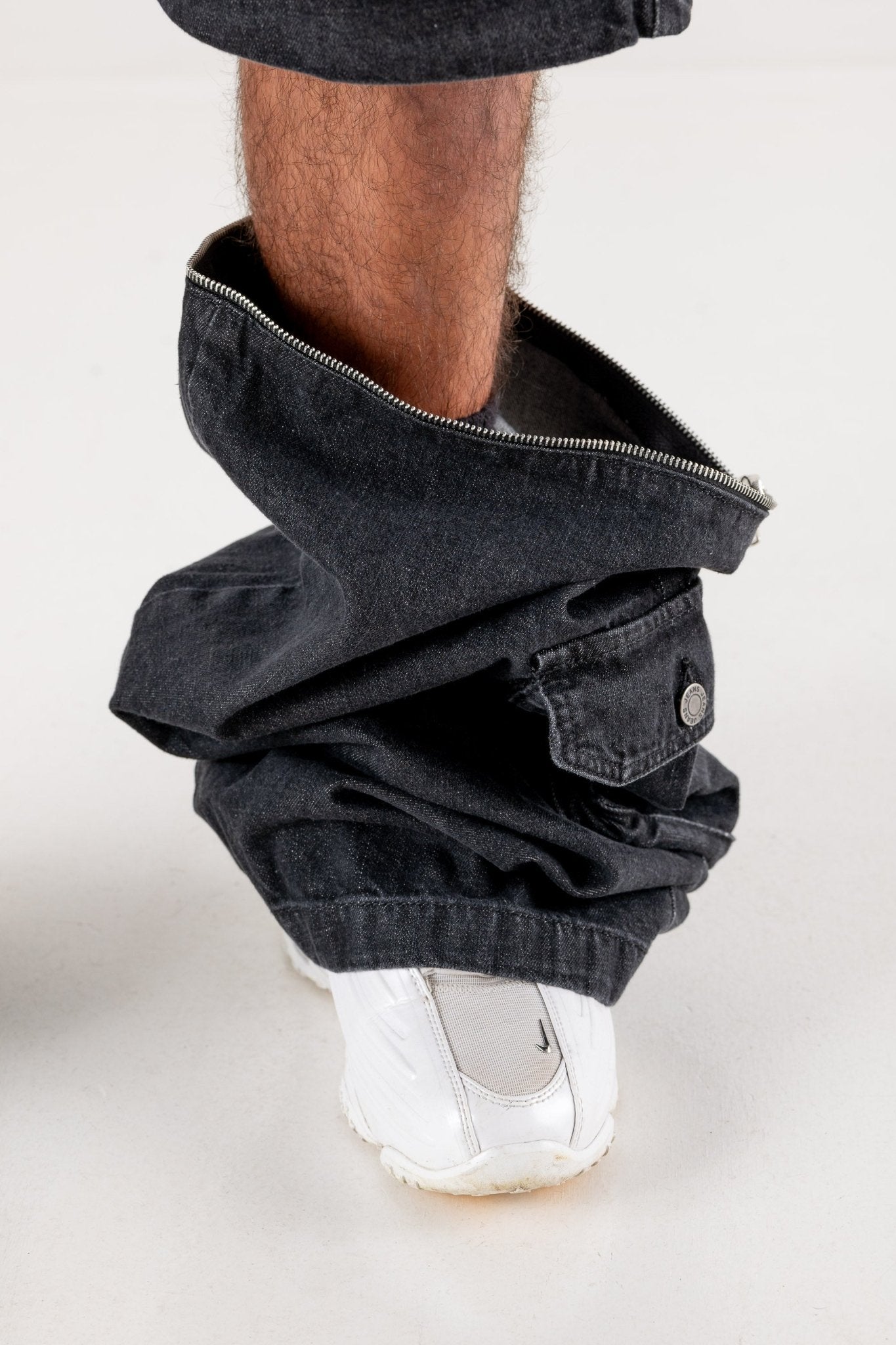 Double Denim Cargo Pants “DE LA RUE À LA RUE” Black - BASEDODICI®