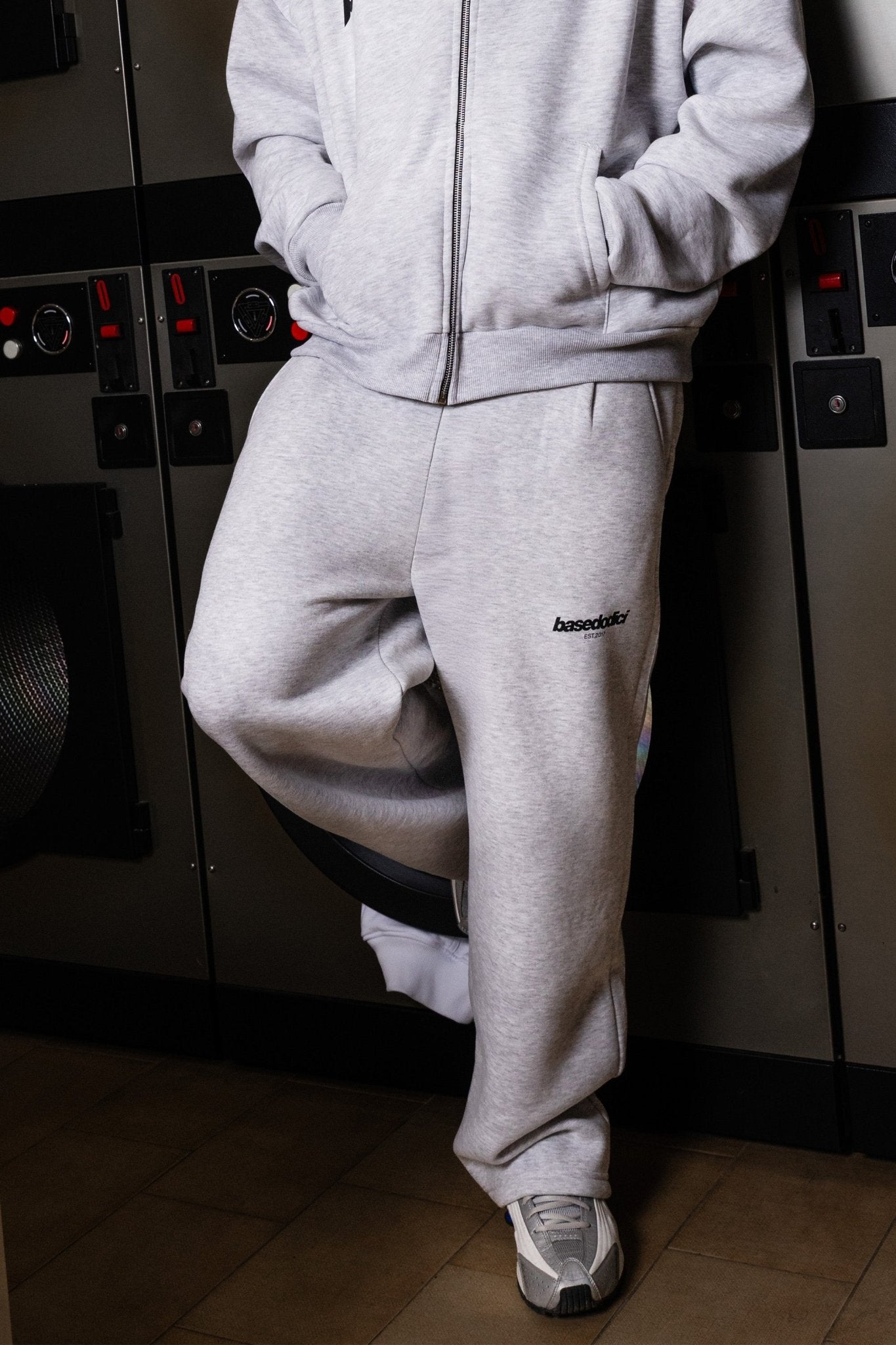 Fleece Pants "COMFY" Front Logo AshGrey/Black - BASEDODICI®