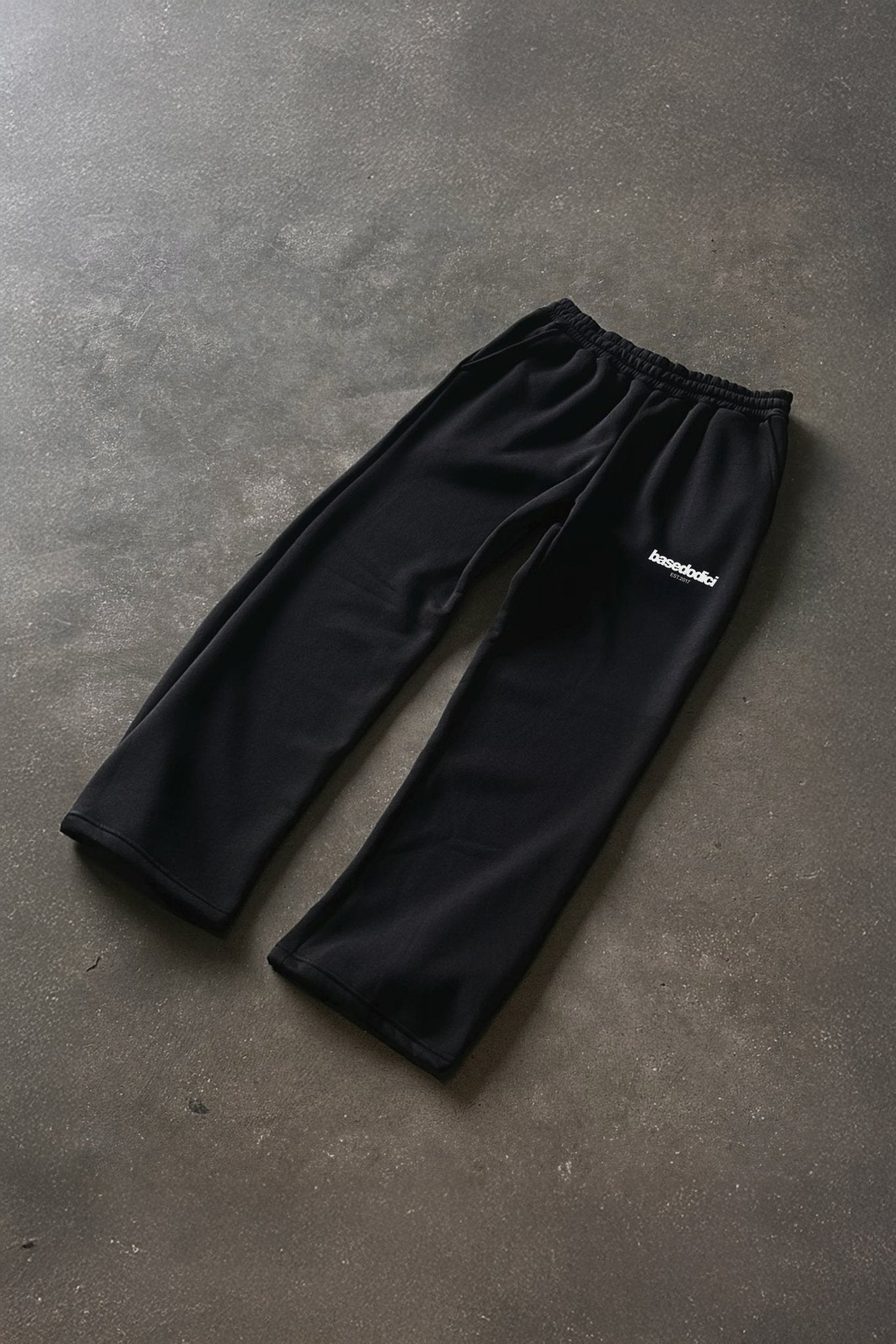Fleece Pants "COMFY" Front Logo Black/White - BASEDODICI®