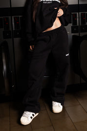 Fleece Pants "COMFY" Front Logo Black/White - BASEDODICI®