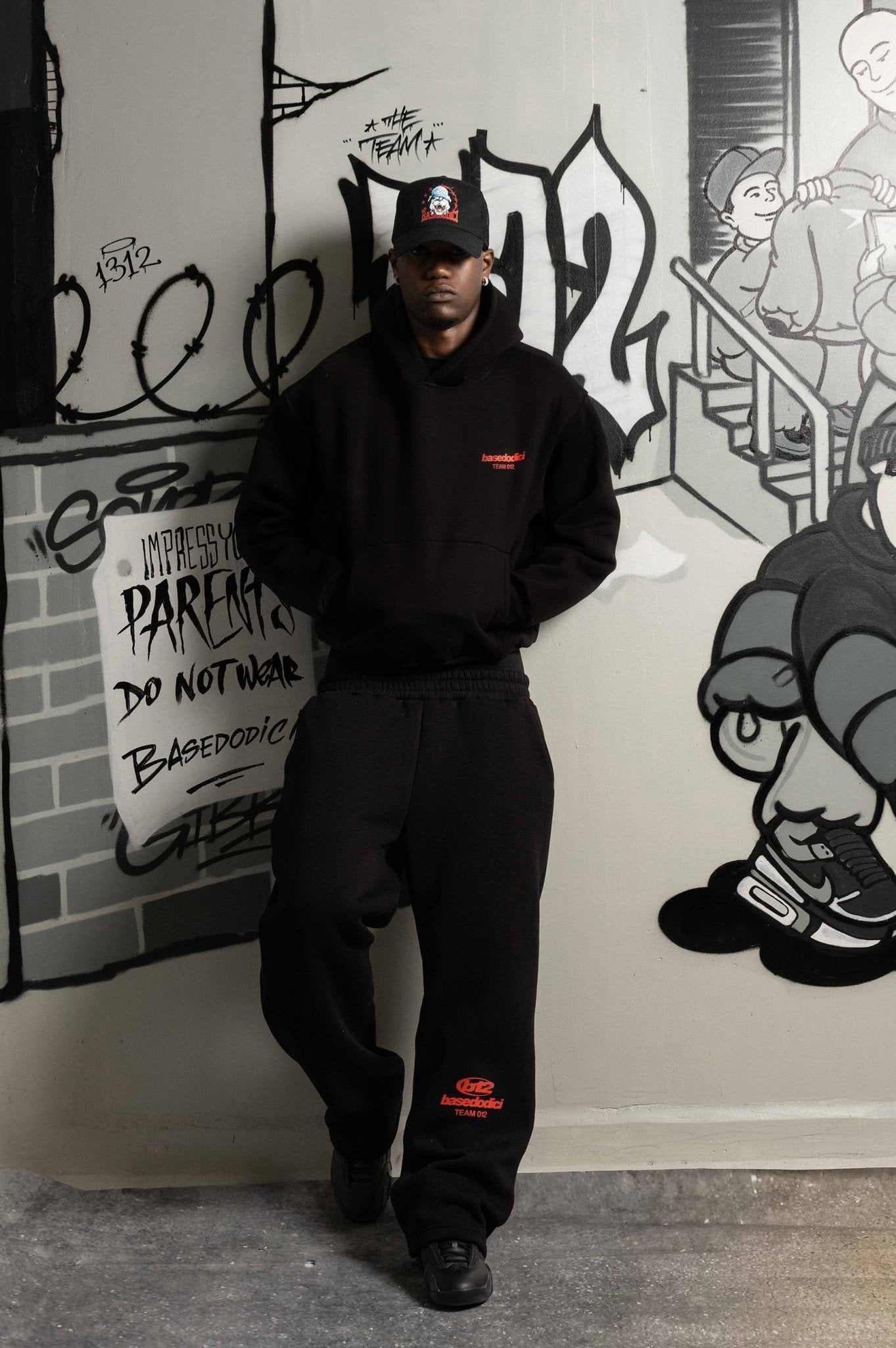 Fleece Pants "TEAM012" Logo Black/Red - BASEDODICI®