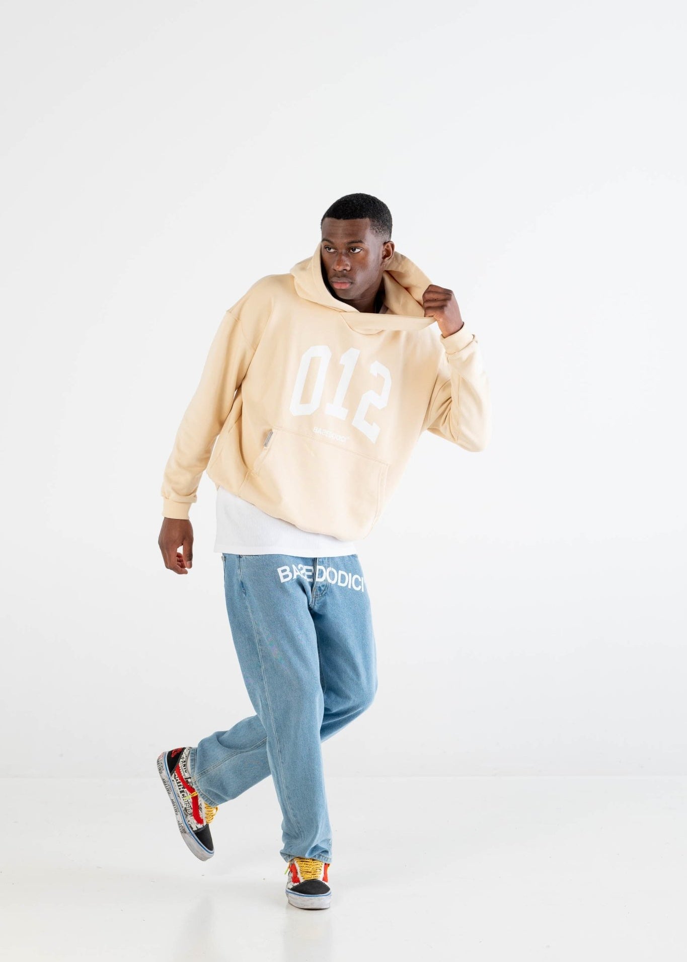 Hoodie Boxy “DYSTOPIA” 012 Cream - BASEDODICI®