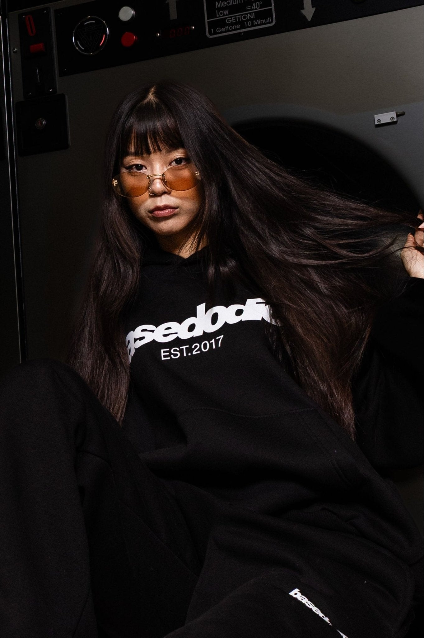 Hoodie "COMFY" Front Logo Black/White - BASEDODICI®