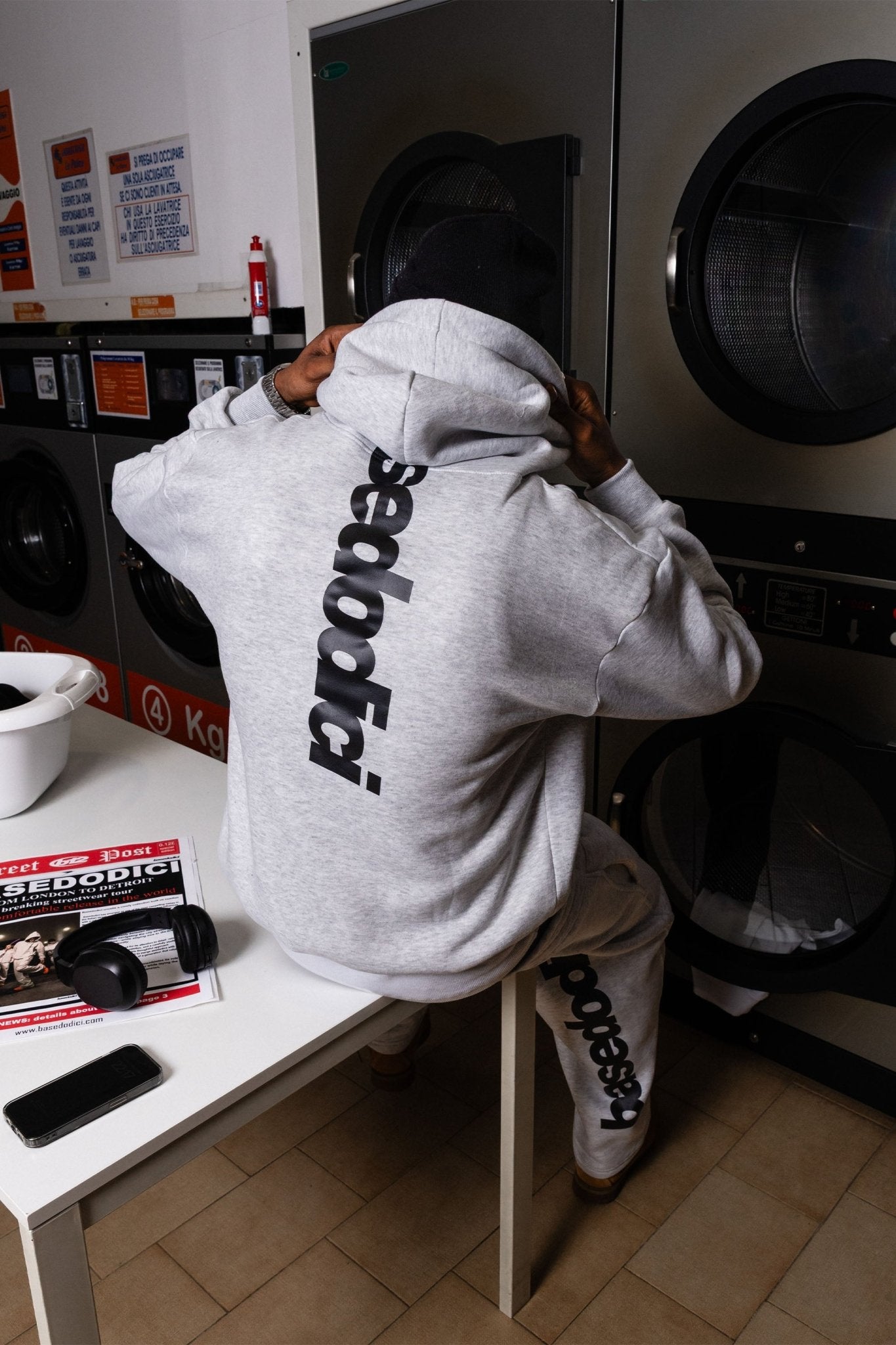 Hoodie "COMFY" Vertical Logo AshGrey/Black - BASEDODICI®