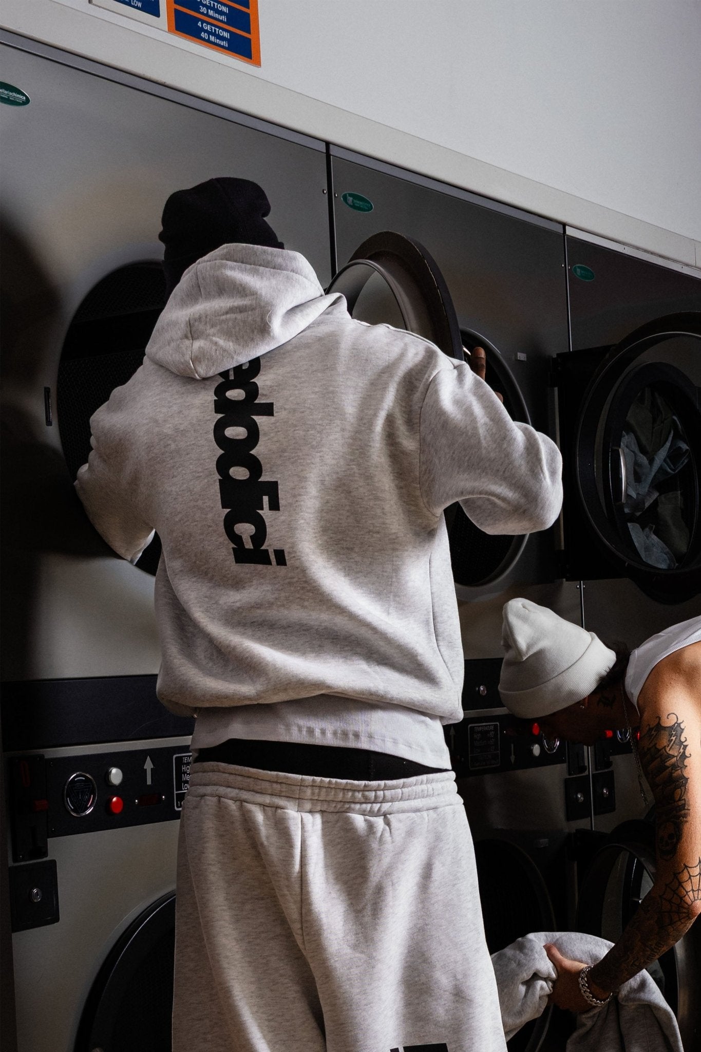 Hoodie "COMFY" Vertical Logo AshGrey/Black - BASEDODICI®