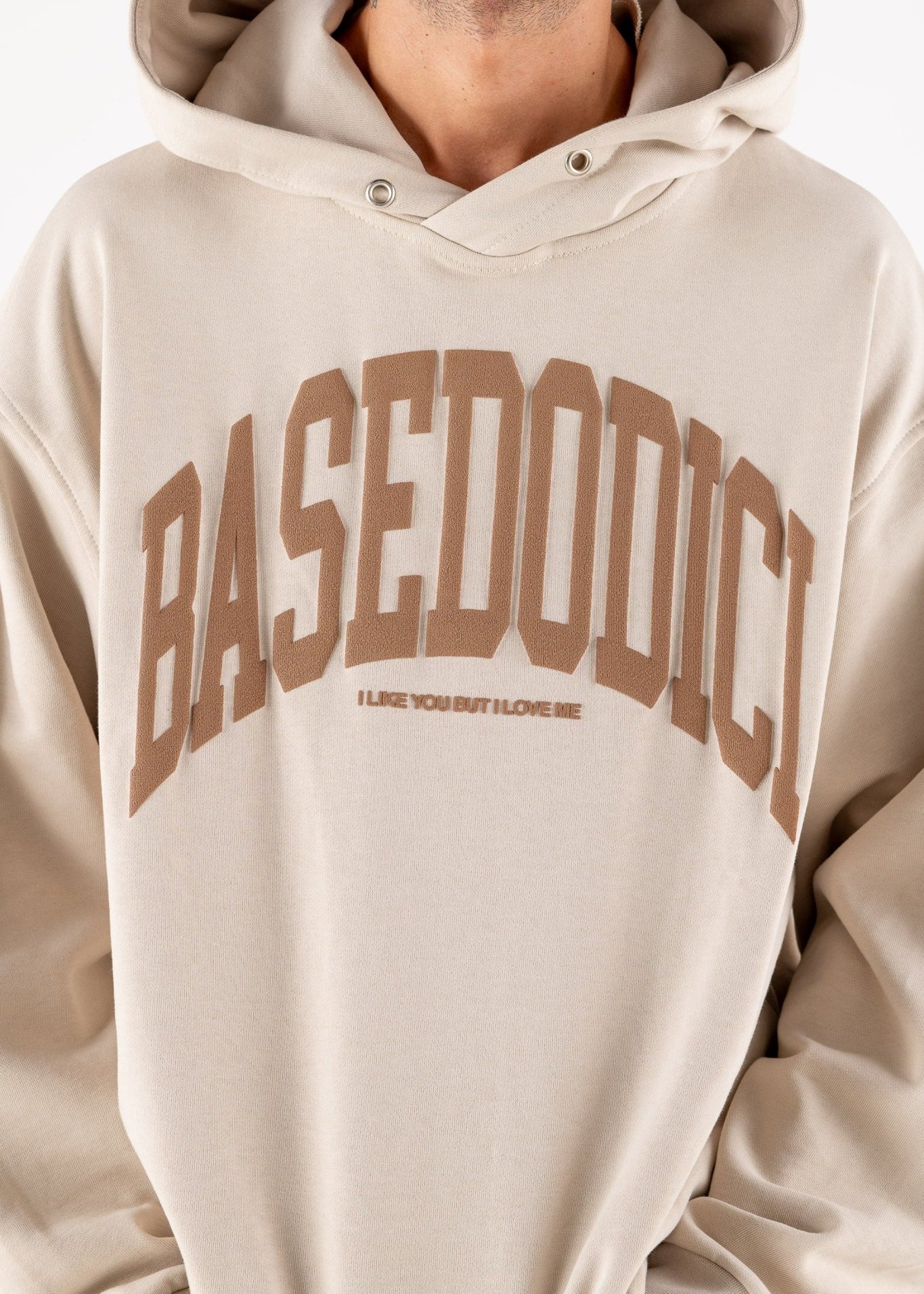 Hoodie "DE LA RUE À LA RUE" ArcLogo Beige - BASEDODICI®