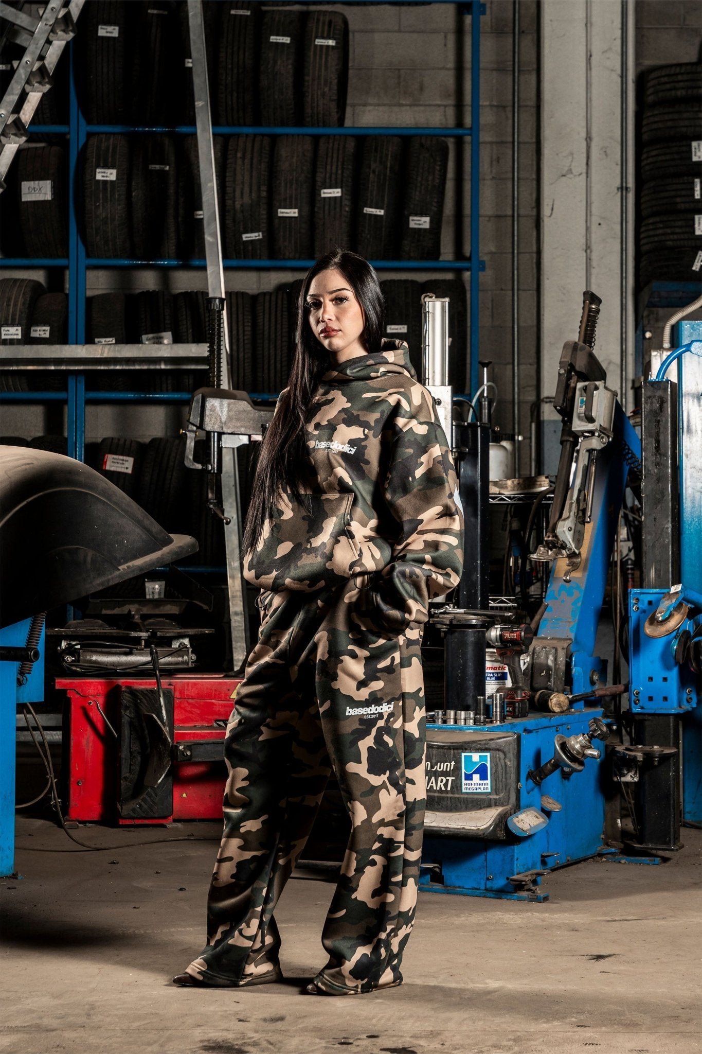 Hoodie "DETROIT" Camo Green - BASEDODICI®