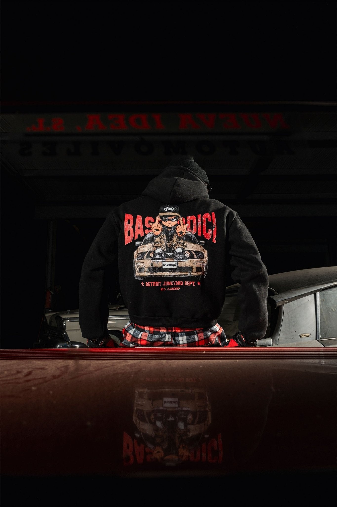 Hoodie "DETROIT" Junkyard Black - BASEDODICI®