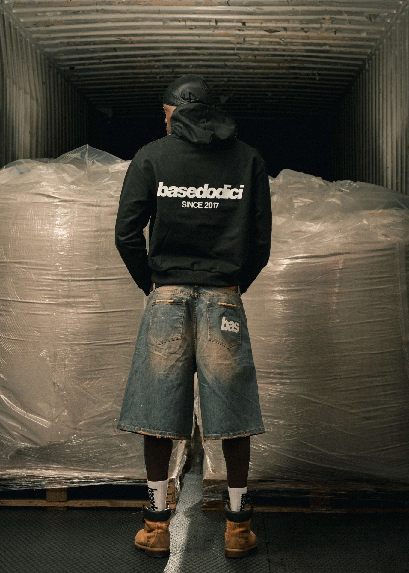 Hoodie "LAST DELIVERY" BASE Black - BASEDODICI®