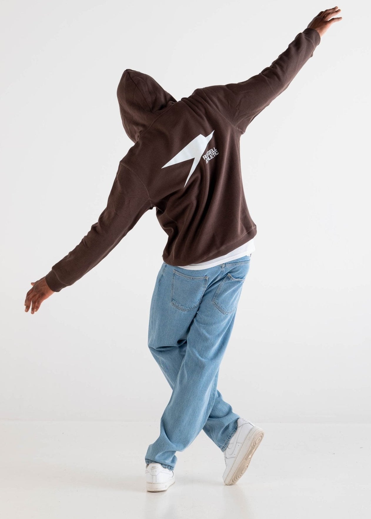 Hoodie “RUSSELLxBASEDODICI" Collab Logo Brown - BASEDODICI®