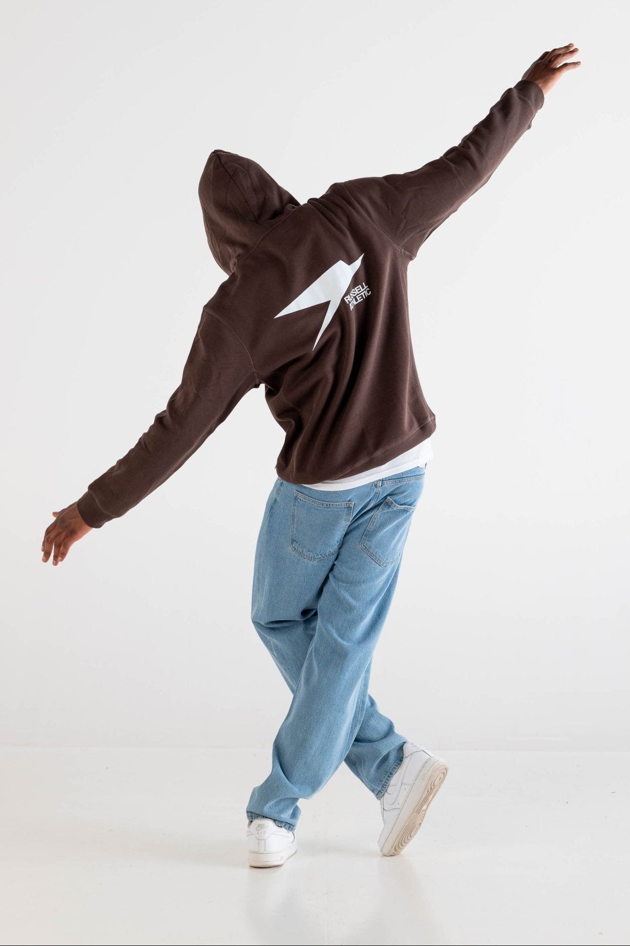 Hoodie “RUSSELLxBASEDODICI" Collab Logo Brown - BASEDODICI®