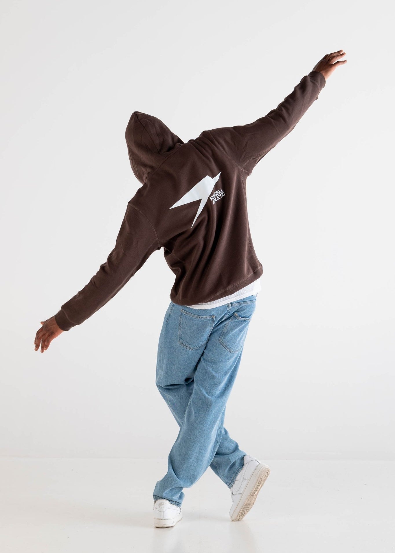 Hoodie “RUSSELLxBASEDODICI" Collab Logo Brown - BASEDODICI®