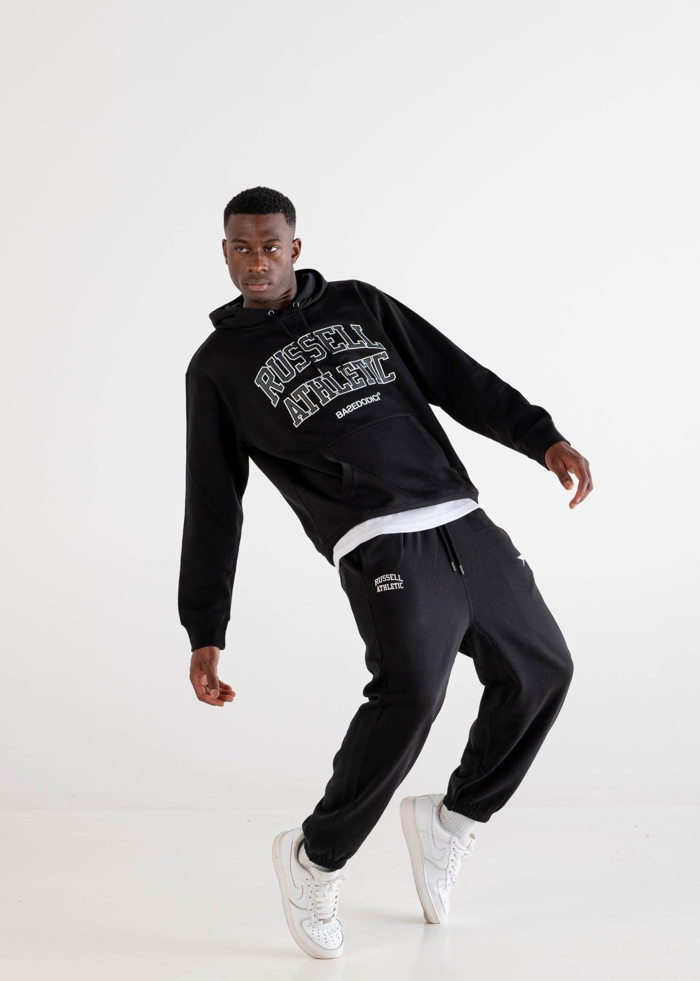 Hoodie "RUSSELLxBASEDODICI" Touchdown Black - BASEDODICI®