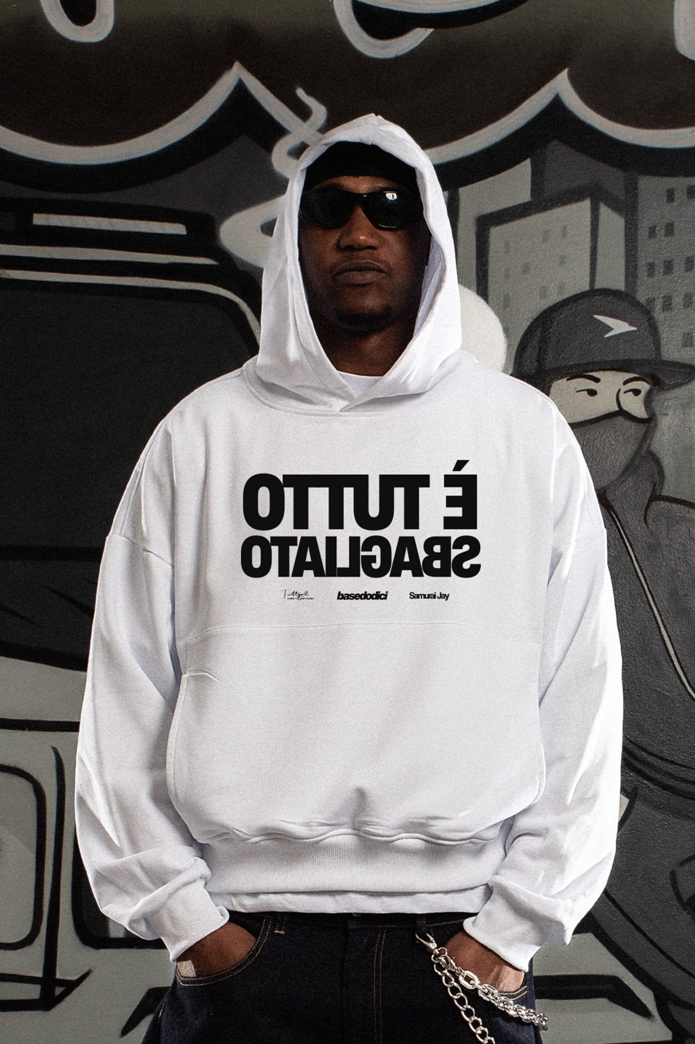 Hoodie "SAMURAIJAYxBASEDODICI" TuttoSbagliato White/Black - BASEDODICI®