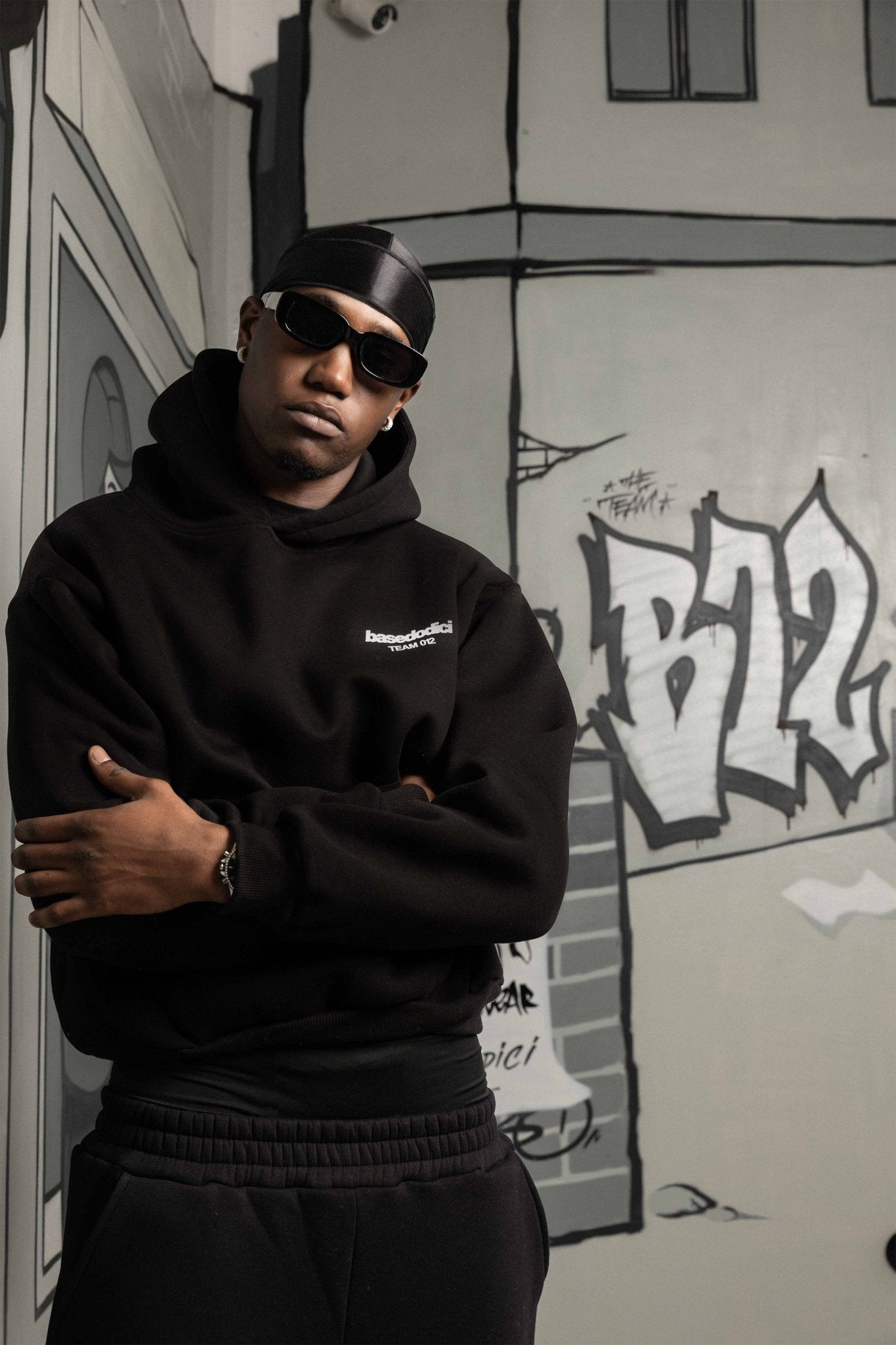 Hoodie "TEAM012" Back 12 Black/White - BASEDODICI®