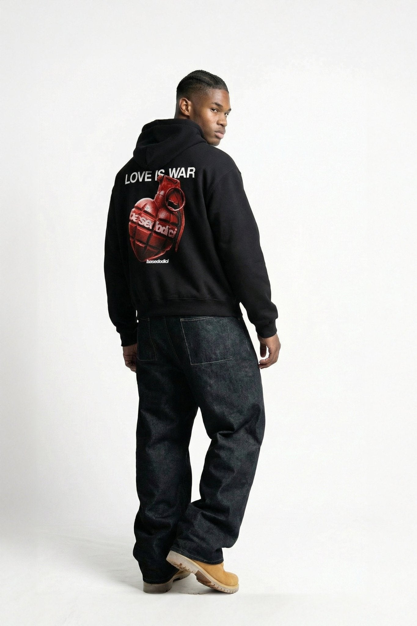 Hoodie "VALENTINE" LoveIsWar Black - BASEDODICI®