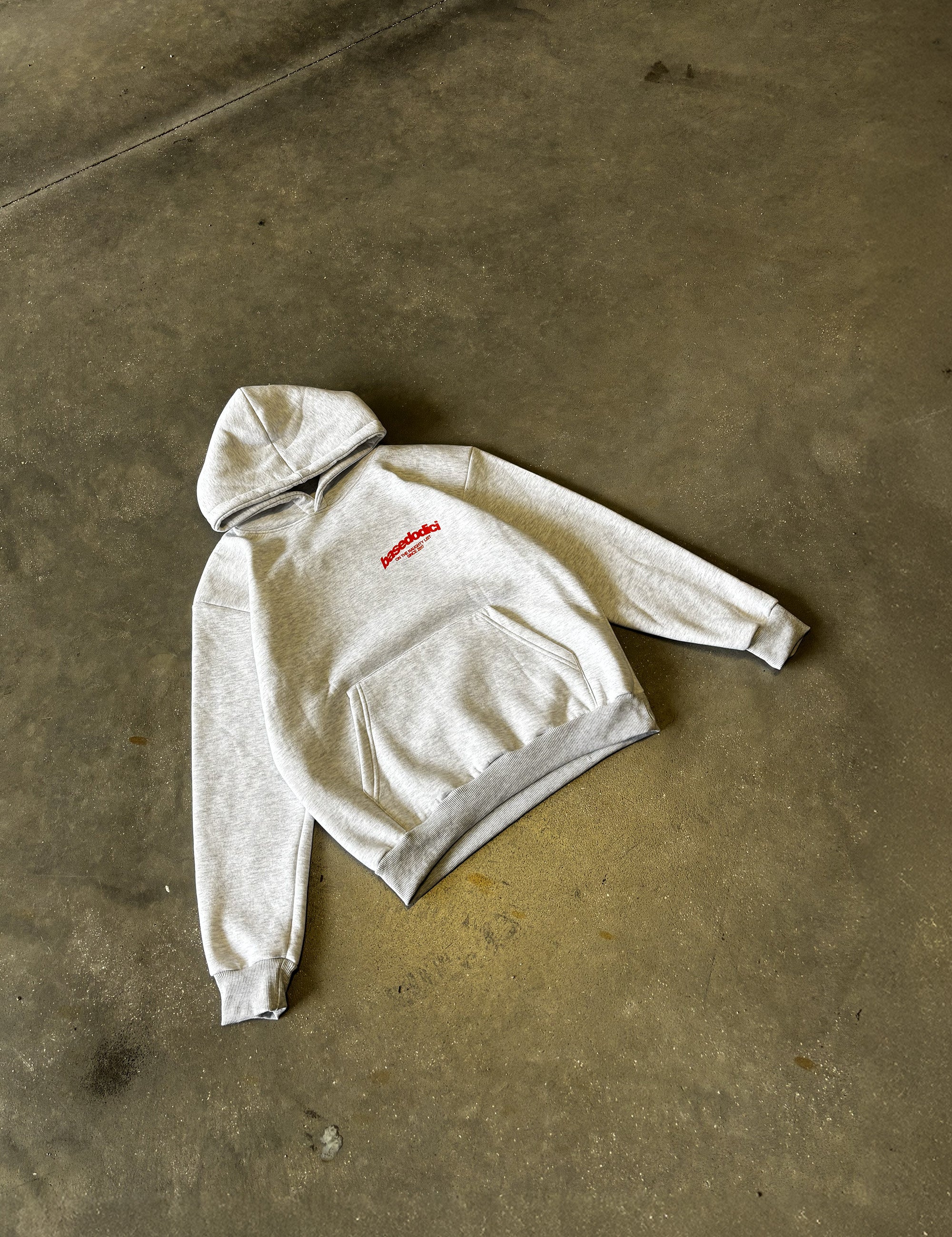 hoodie_mockup_mamma_grey_terra1.jpg