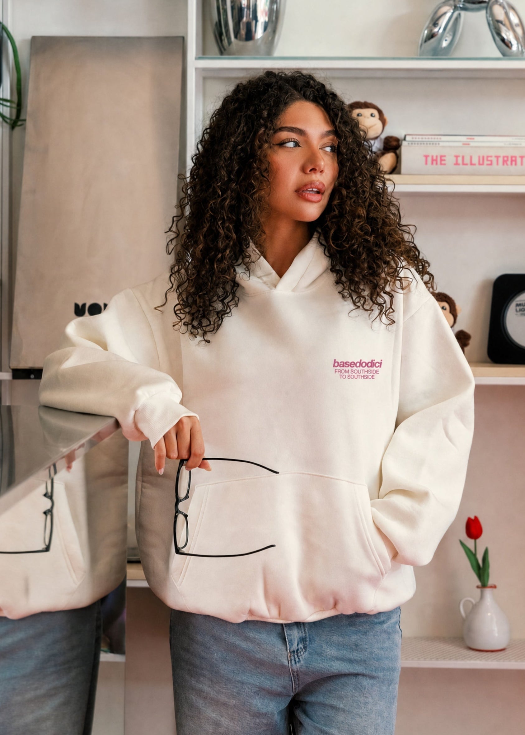 hoodie_whitepinkglitter.jpg