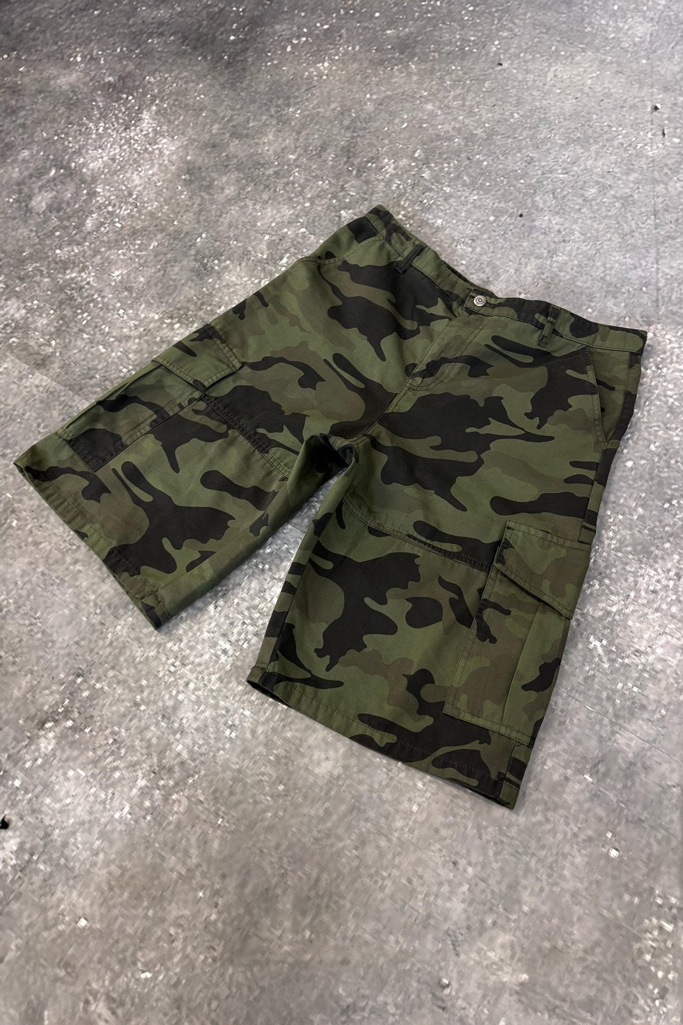 Jorts Cargo "CRUEL SEASON" Camo - BASEDODICI®