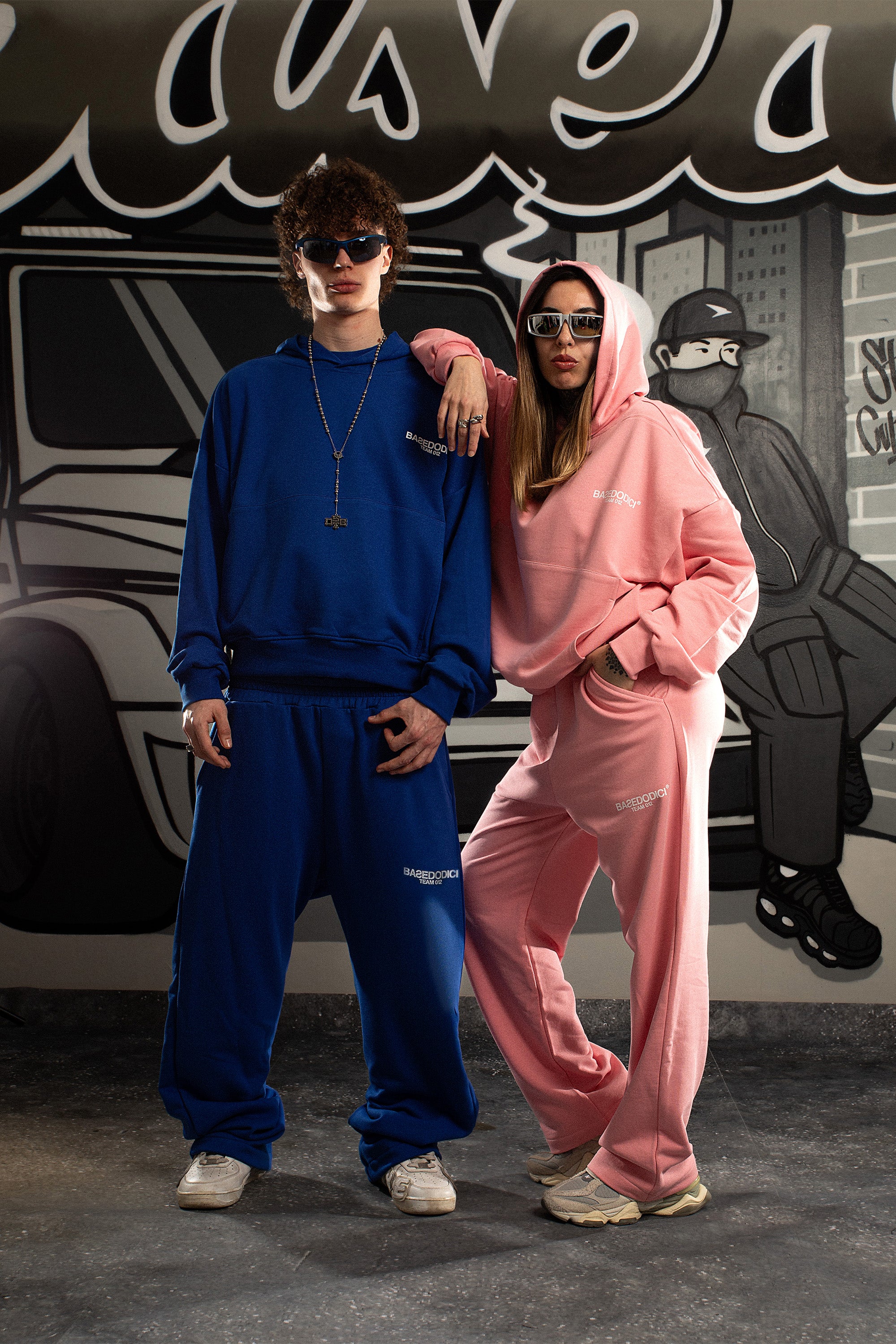 Hoodie “THEICON” BASIC Pink