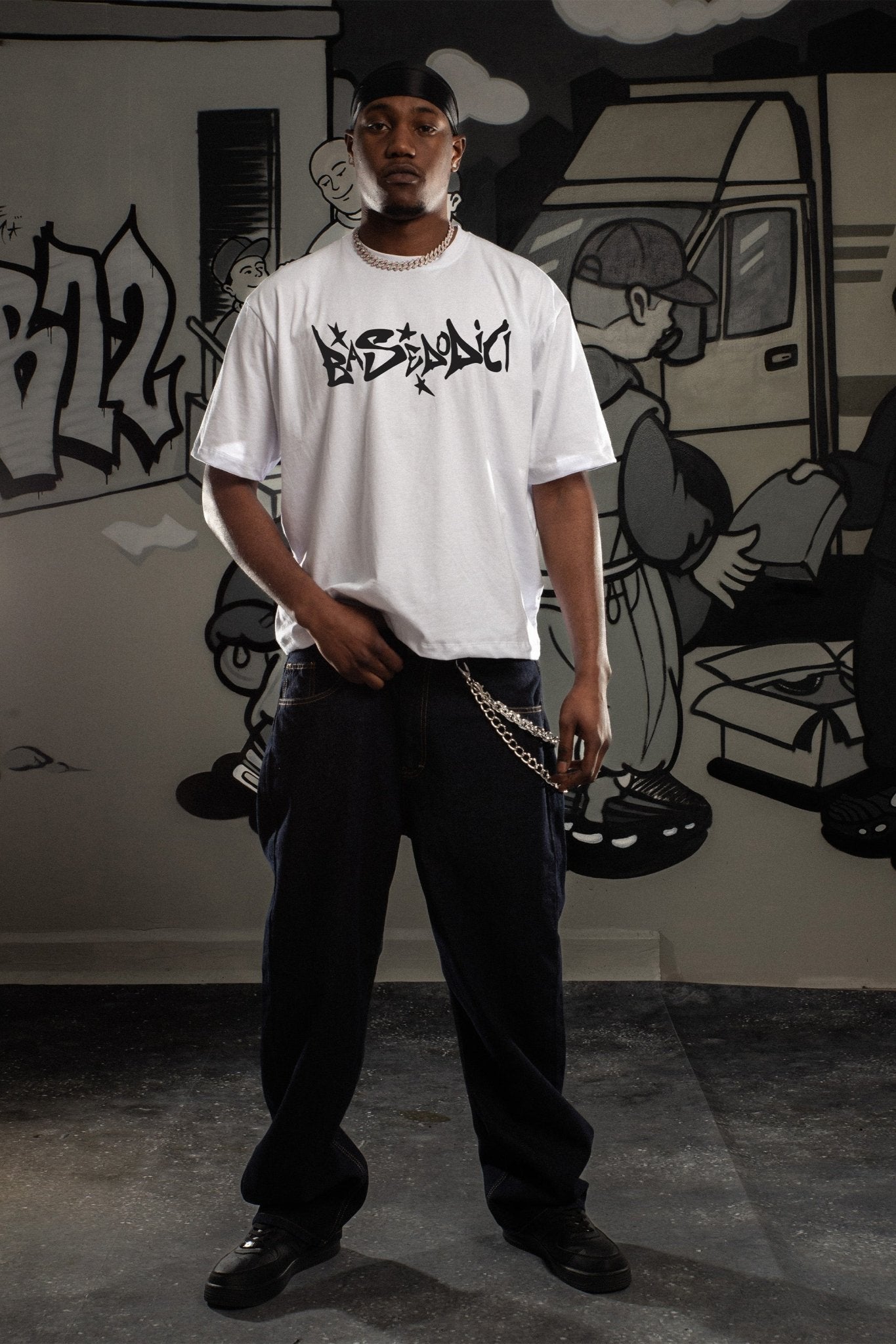 T-Shirt “COMFY” Graffiti White - BASEDODICI®