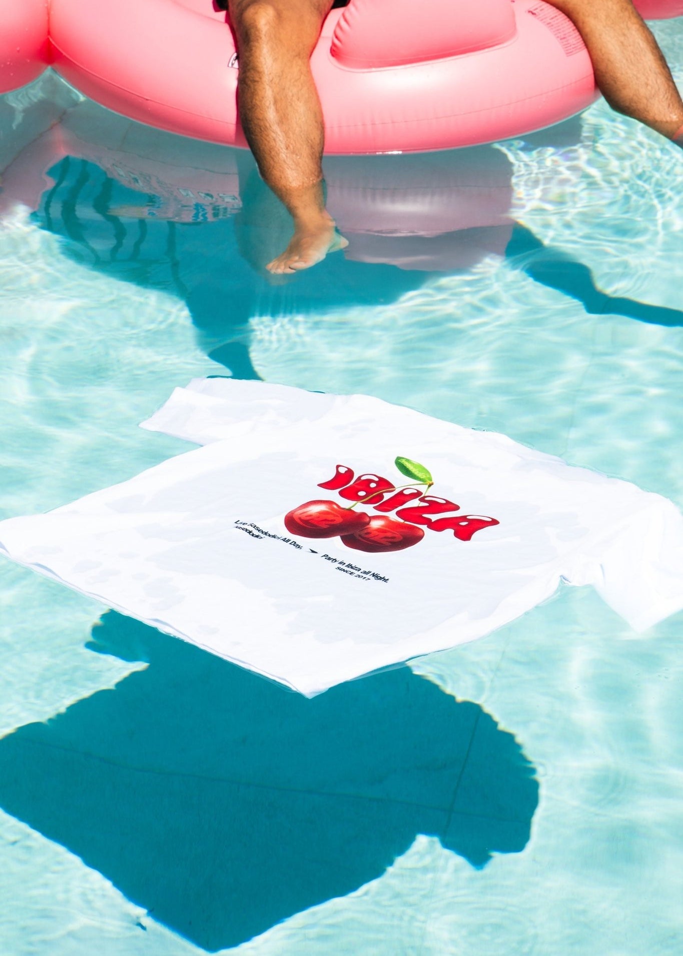 T-Shirt "IBIZA" Cherry White - BASEDODICI®