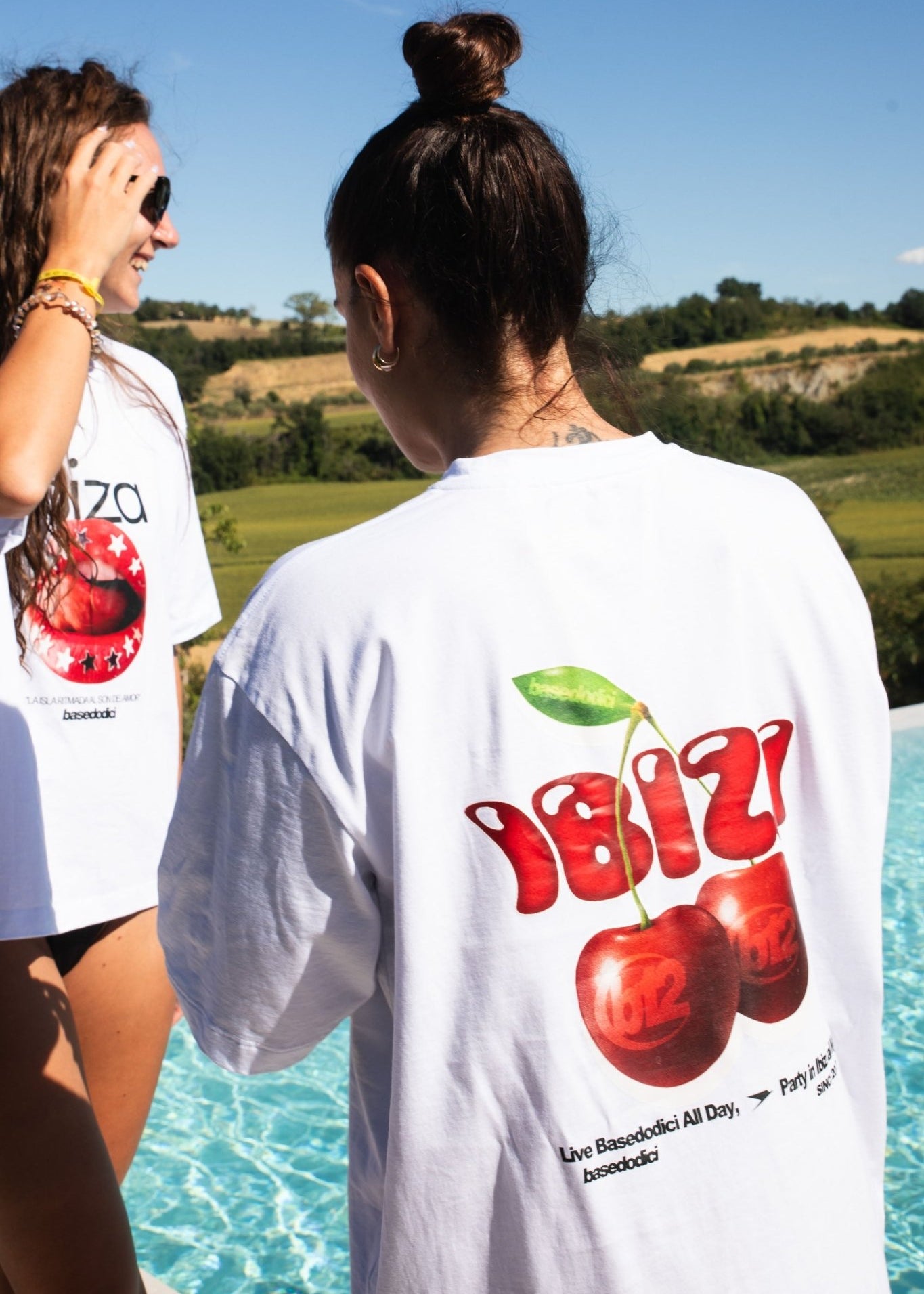 T-Shirt "IBIZA" Cherry White - BASEDODICI®