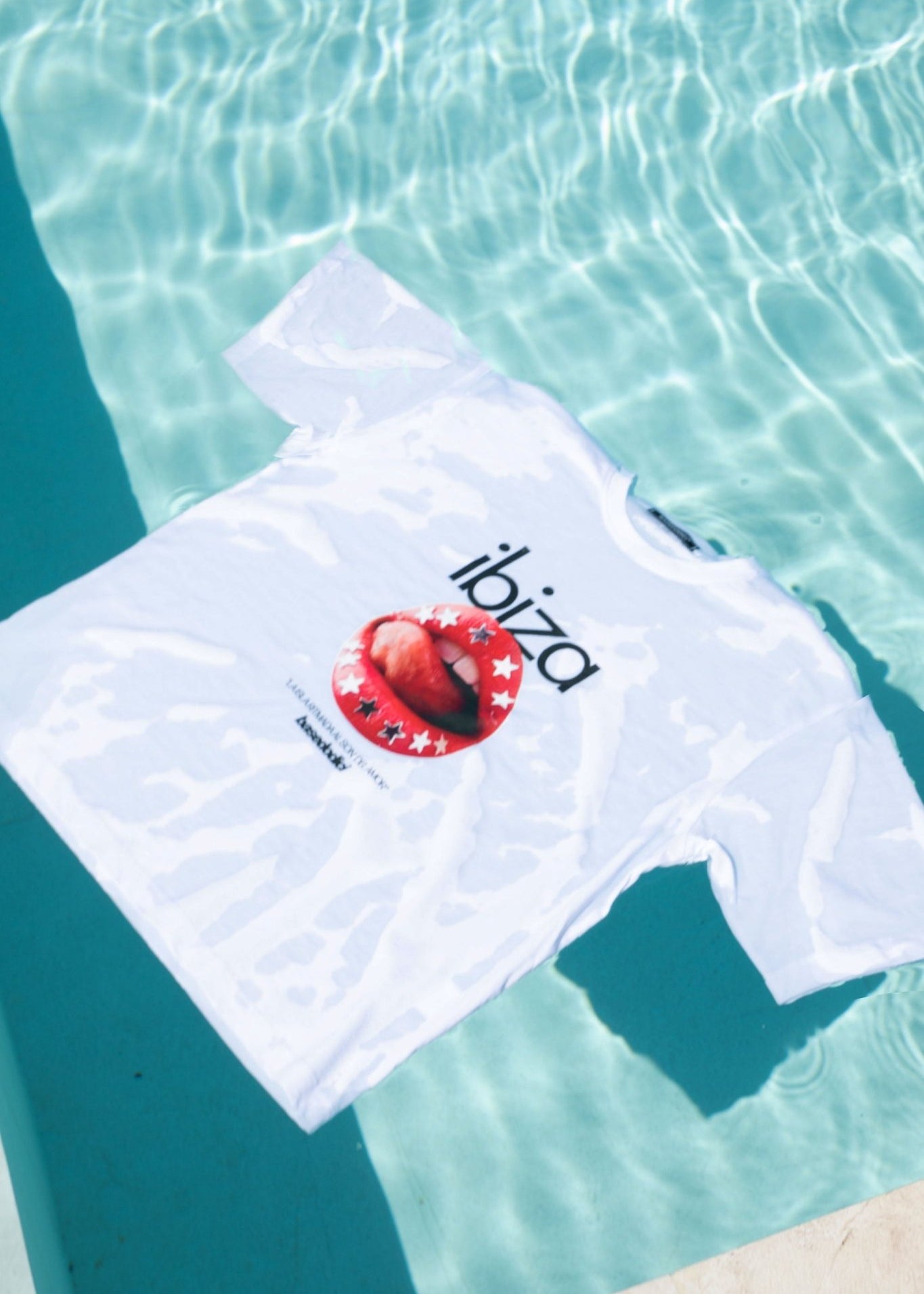 T-Shirt "IBIZA" Lips White - BASEDODICI®