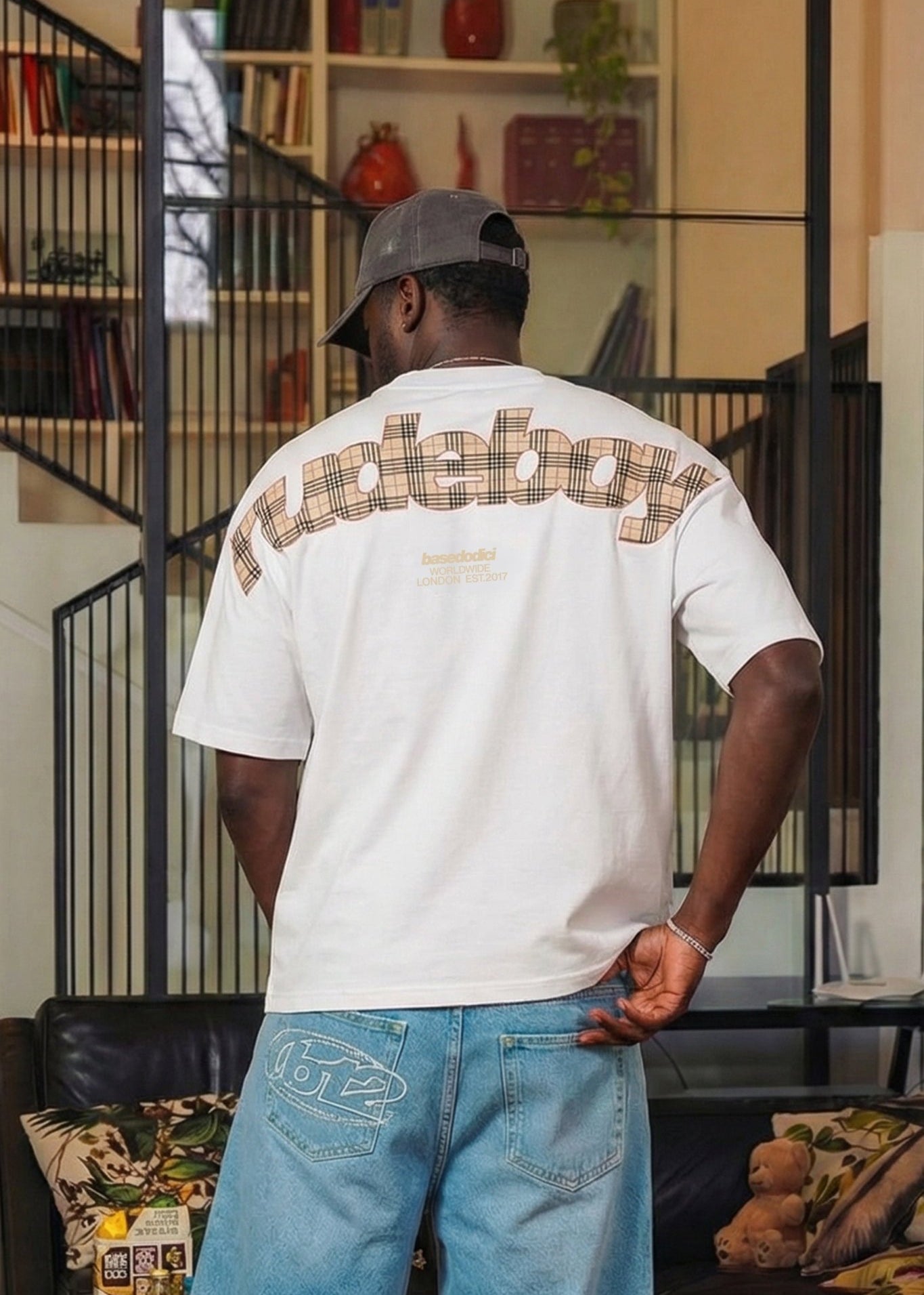 T-Shirt "RUDEBOY LDN" BURBY White - BASEDODICI®