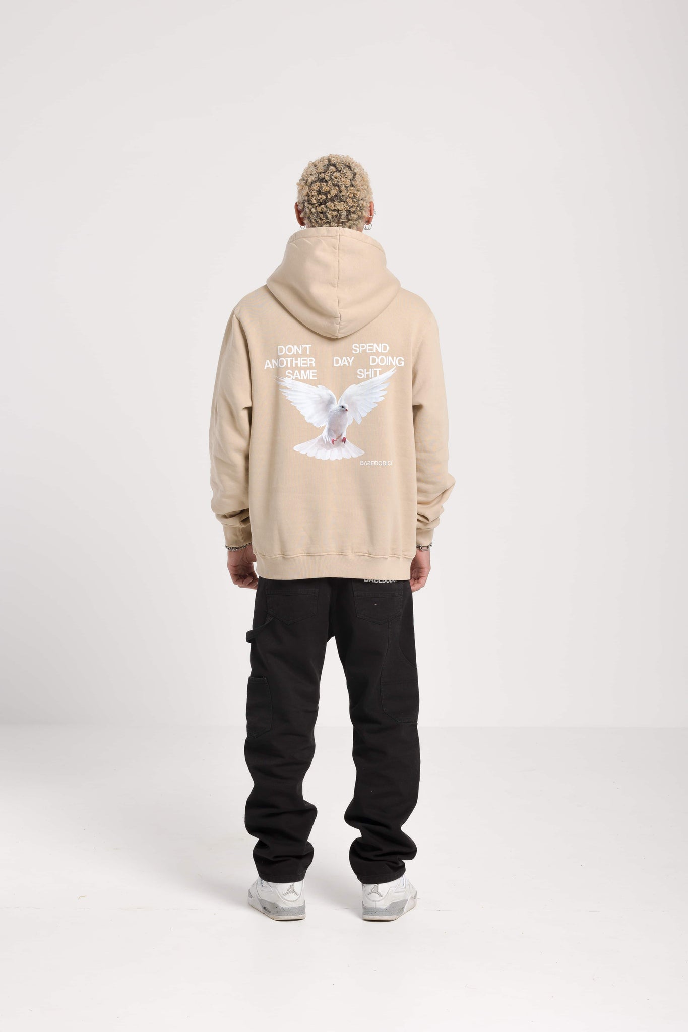 Hoodie "BADINFLUENCE" Dove Sand