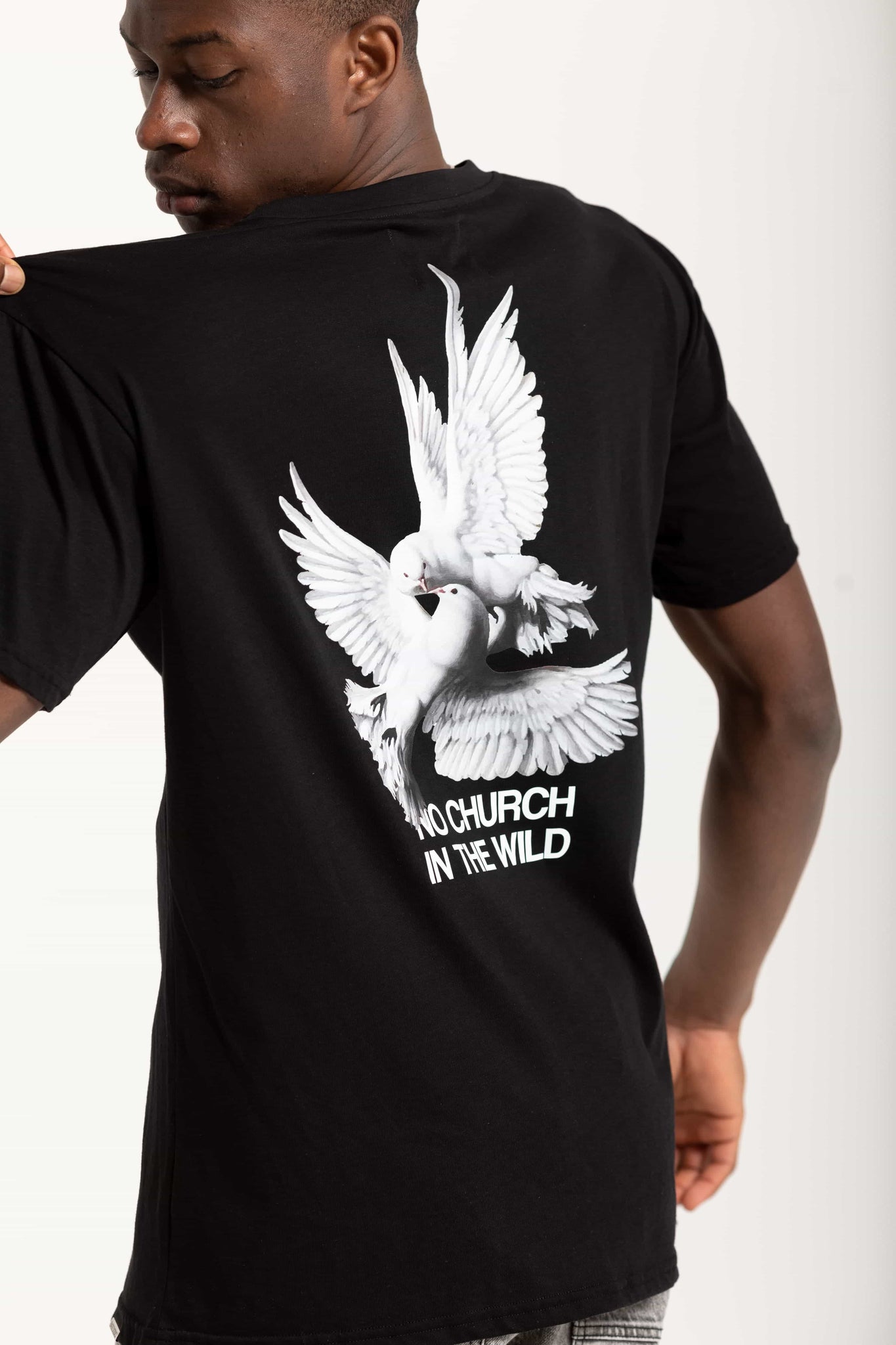 T-Shirt "FOMO" Doves Black