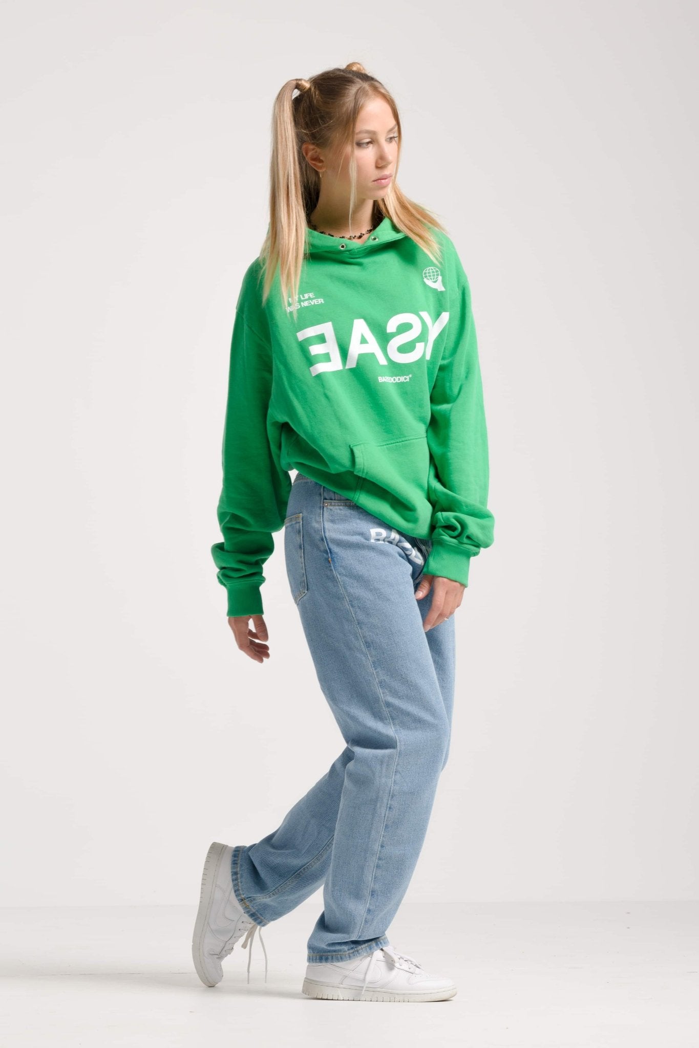 Hoodie “BADINFLUENCE” Easy Green - BASEDODICI®