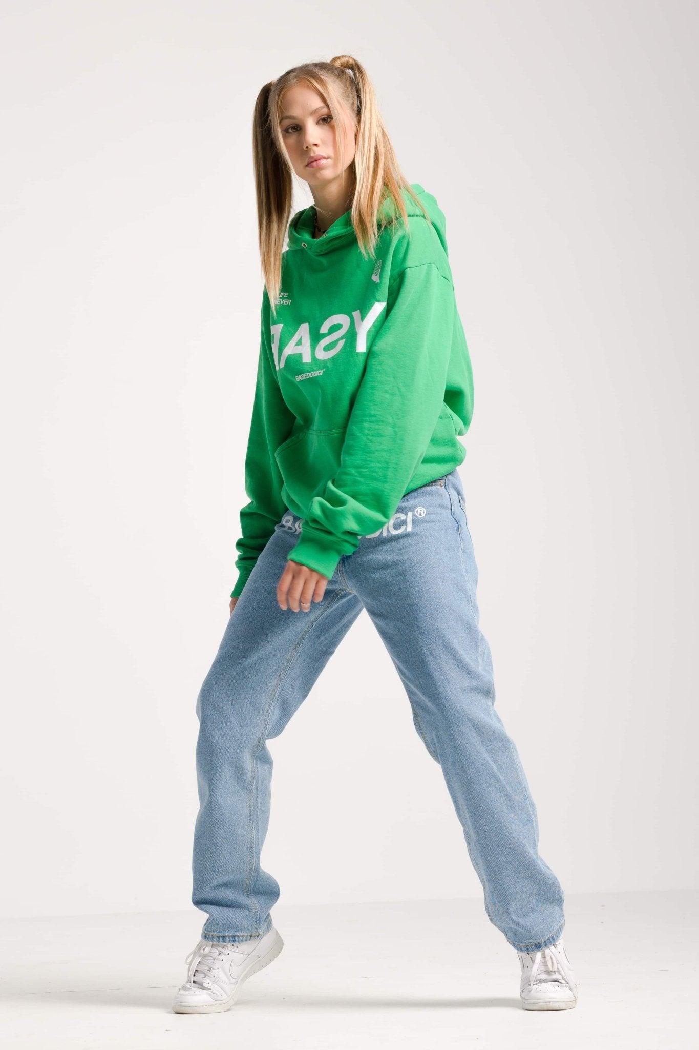 Hoodie “BADINFLUENCE” Easy Green - BASEDODICI®
